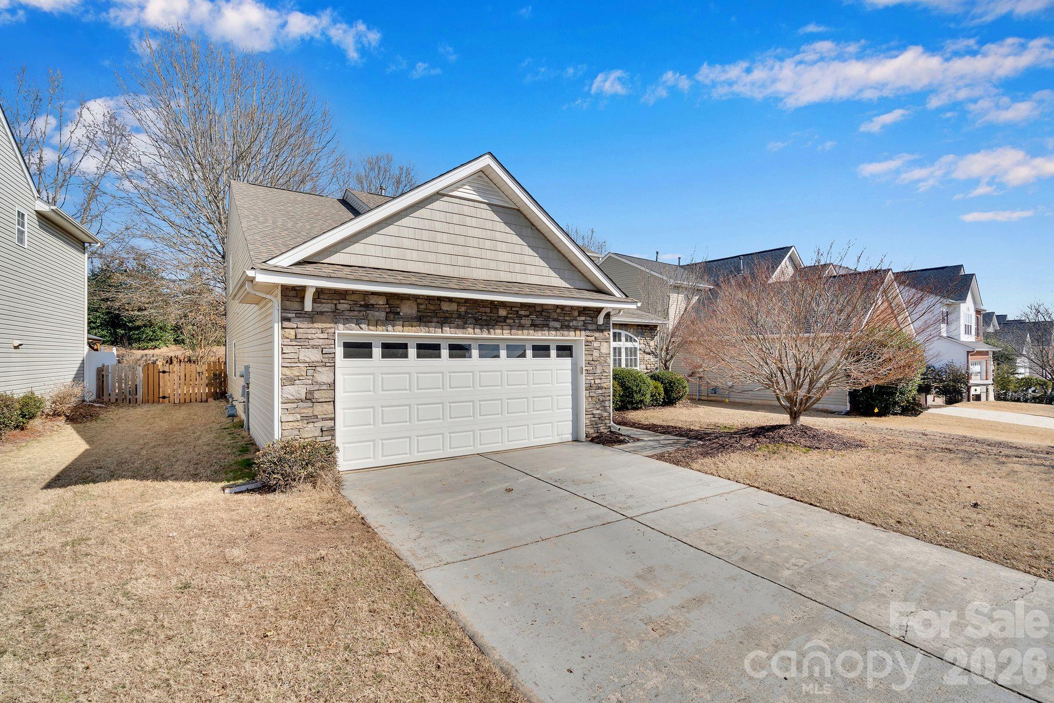 11012 Sedgemoor Lane — Charlotte