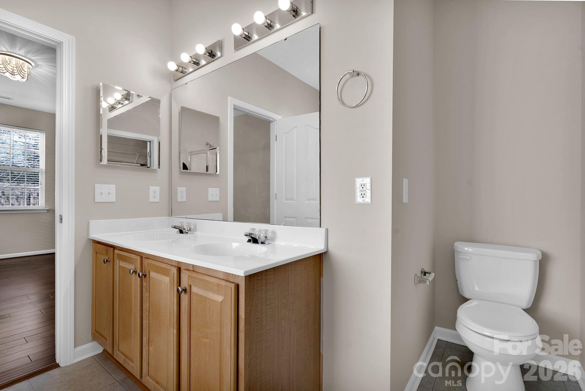 11012 Sedgemoor Lane — Charlotte