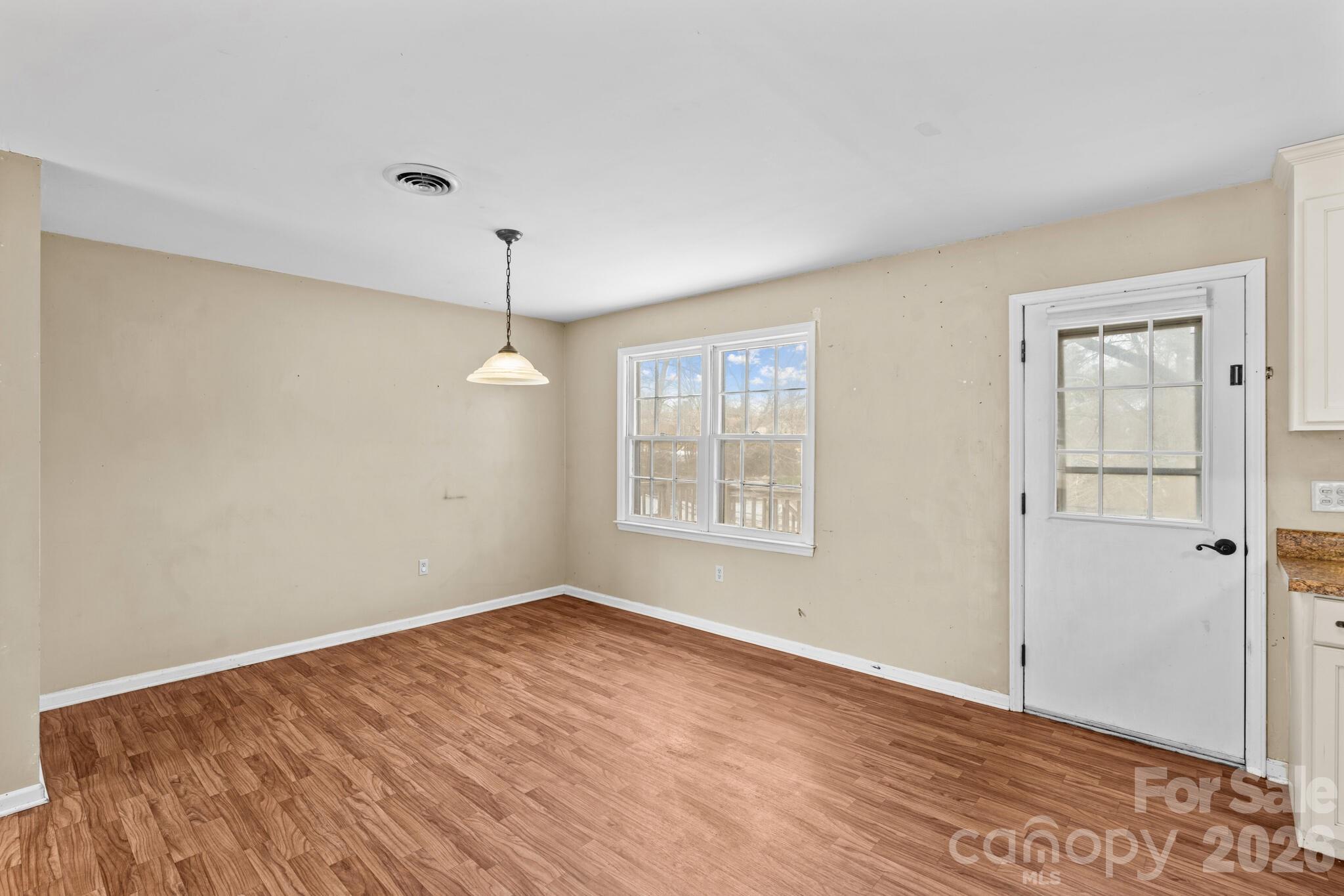 535 Log Barn Road — Salisbury