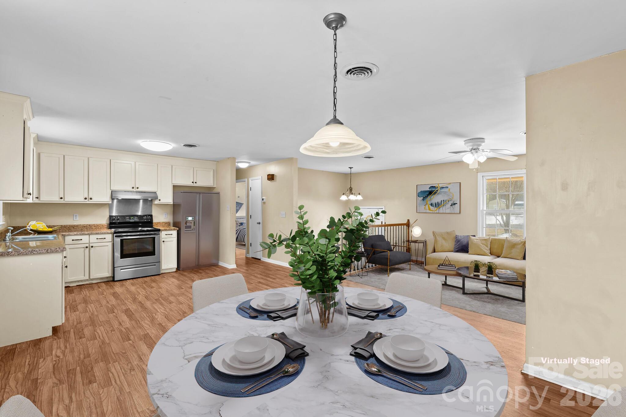 535 Log Barn Road — Salisbury