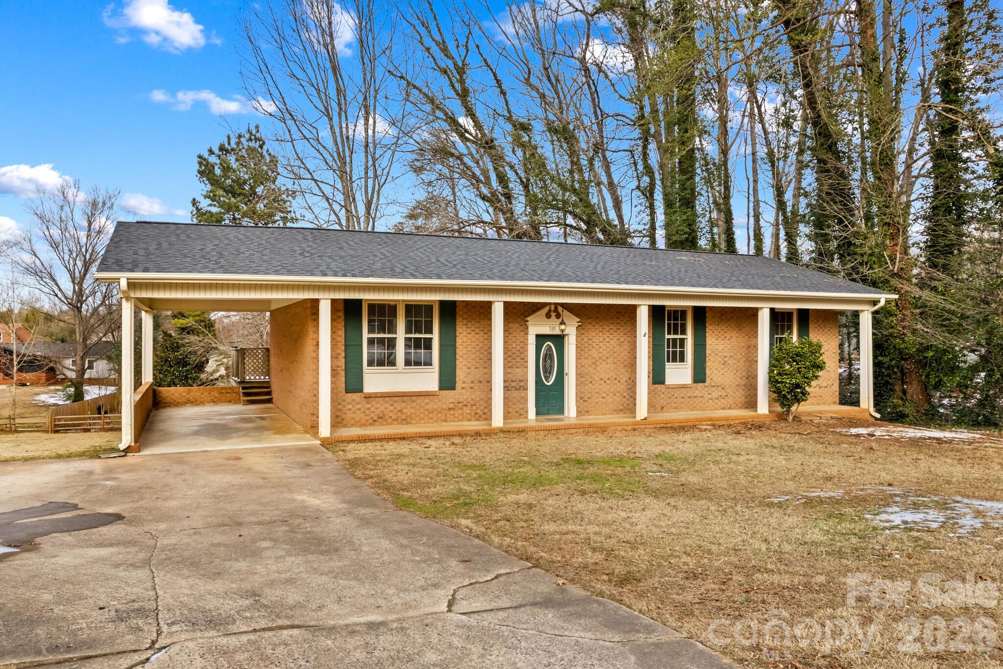 535 Log Barn Road — Salisbury