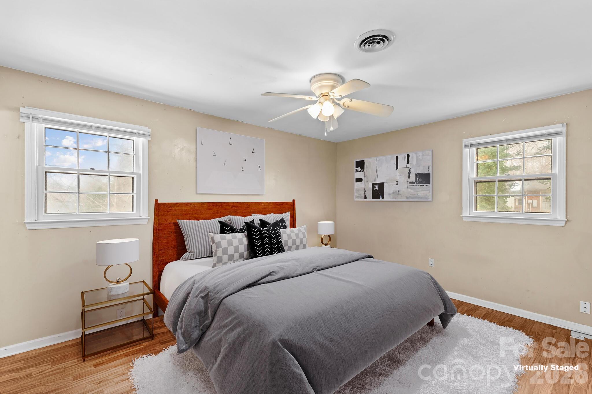 535 Log Barn Road — Salisbury