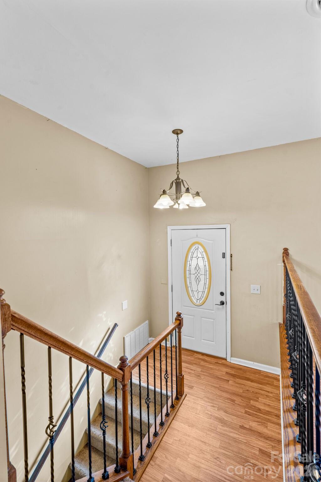 535 Log Barn Road — Salisbury