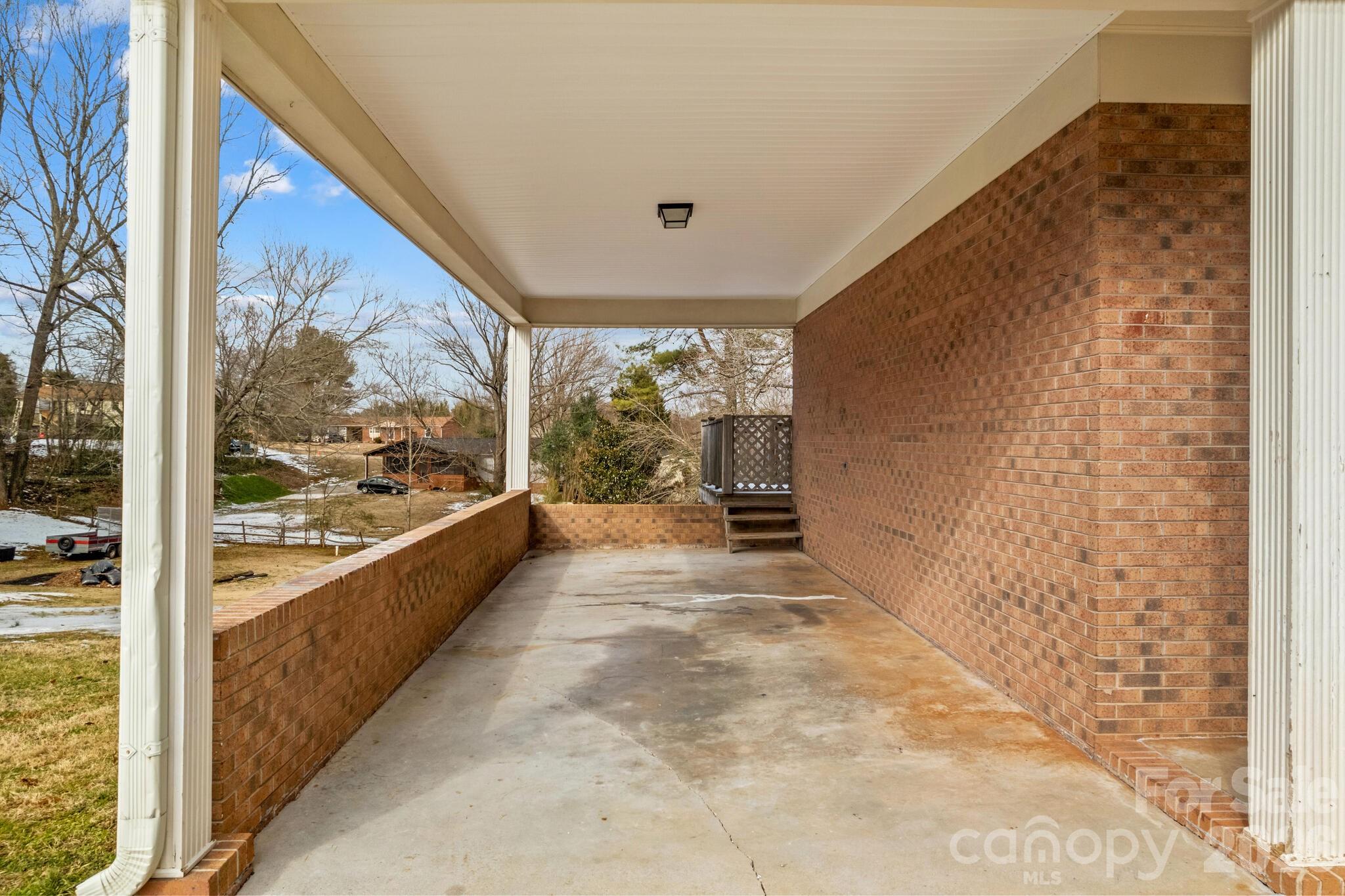 535 Log Barn Road — Salisbury
