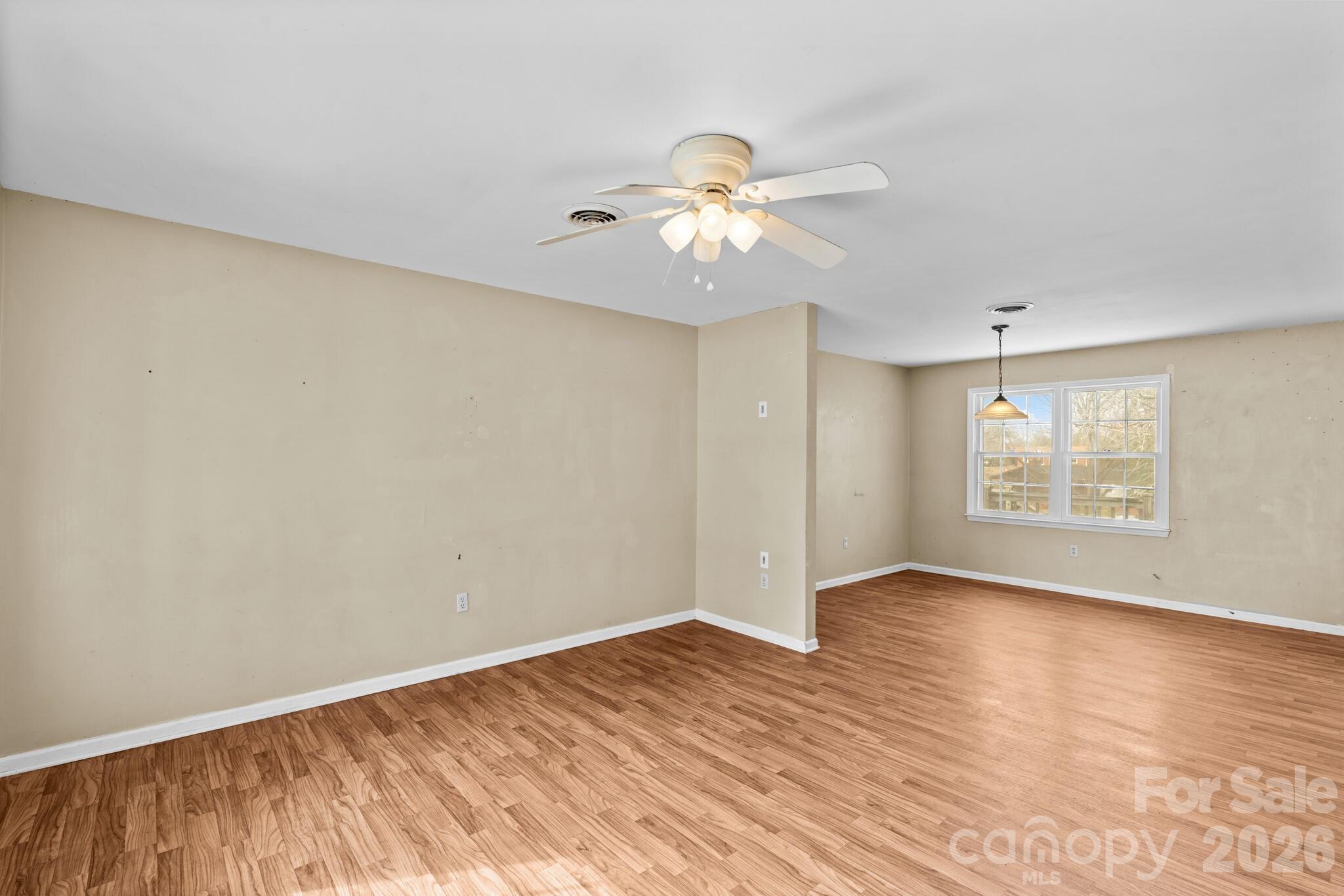535 Log Barn Road — Salisbury