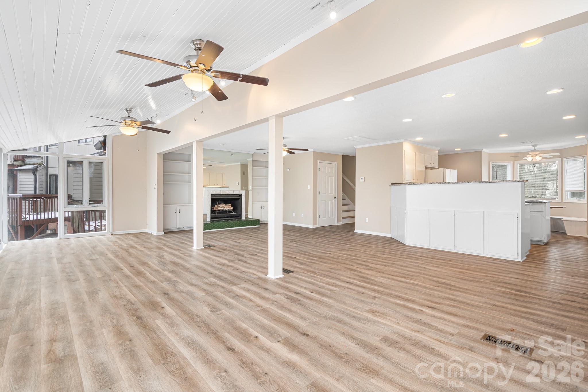 1126 Hanford Place NW — Concord