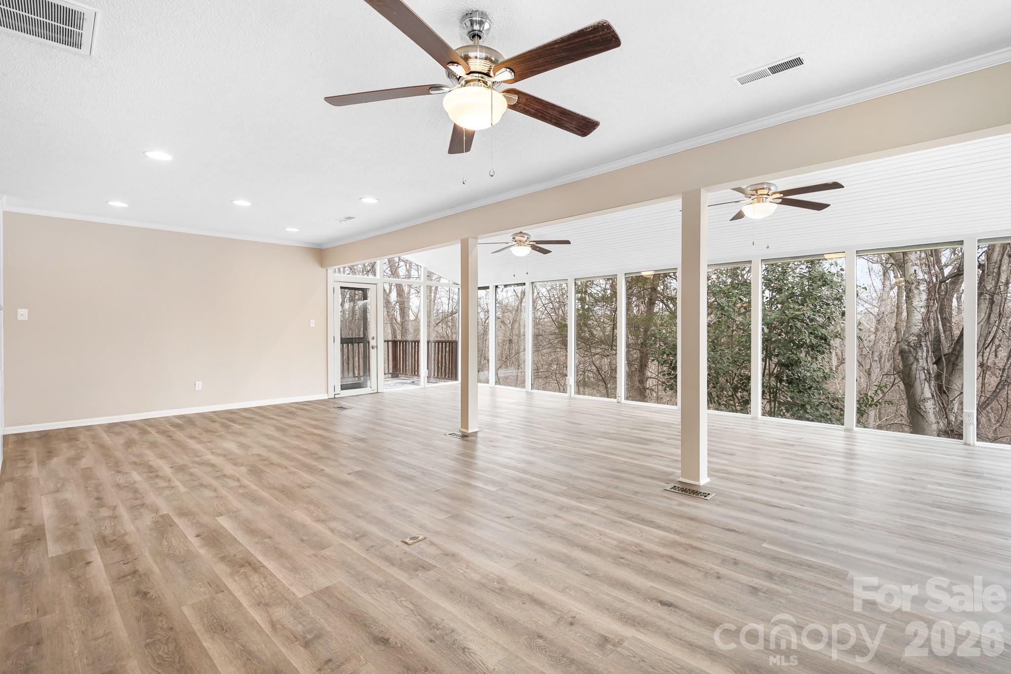 1126 Hanford Place NW — Concord