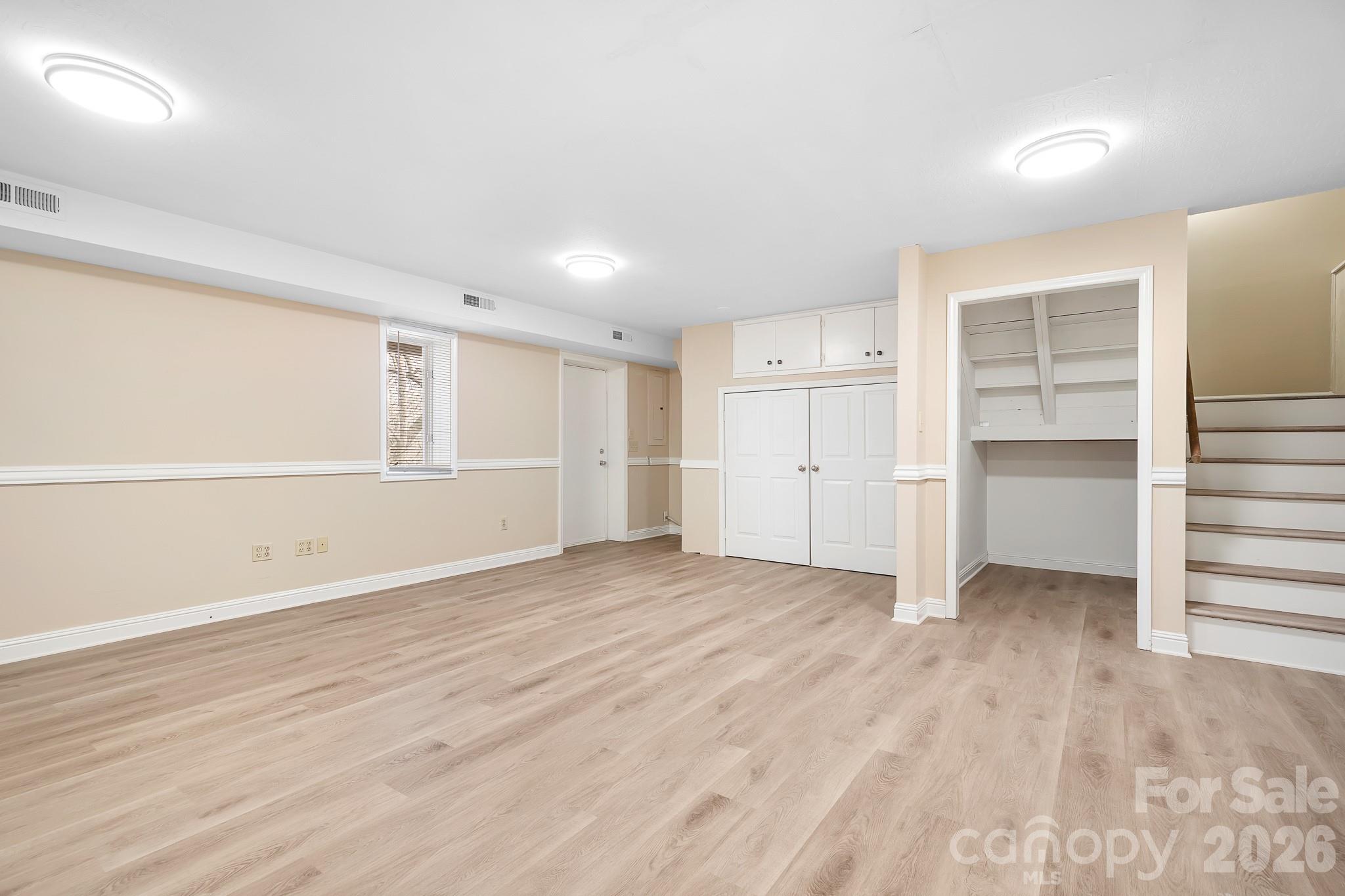 1126 Hanford Place NW — Concord