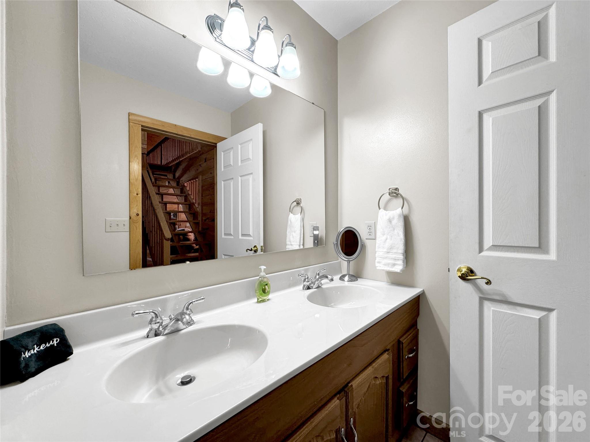 30 Edgewater Lane — Maggie Valley