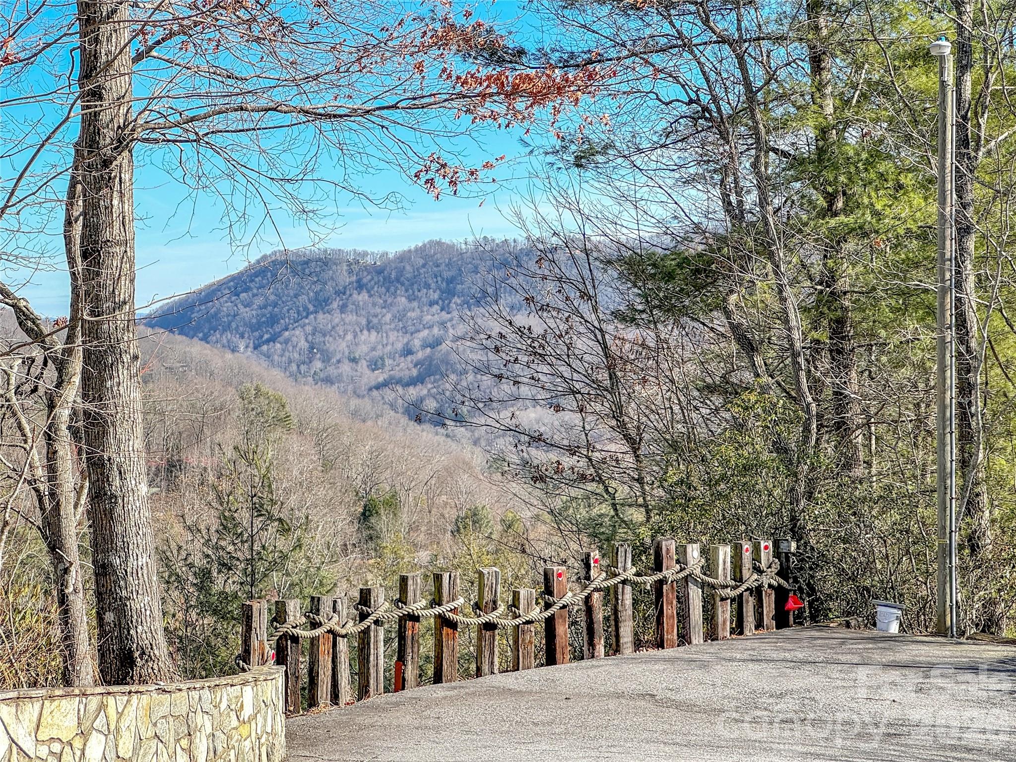 30 Edgewater Lane — Maggie Valley