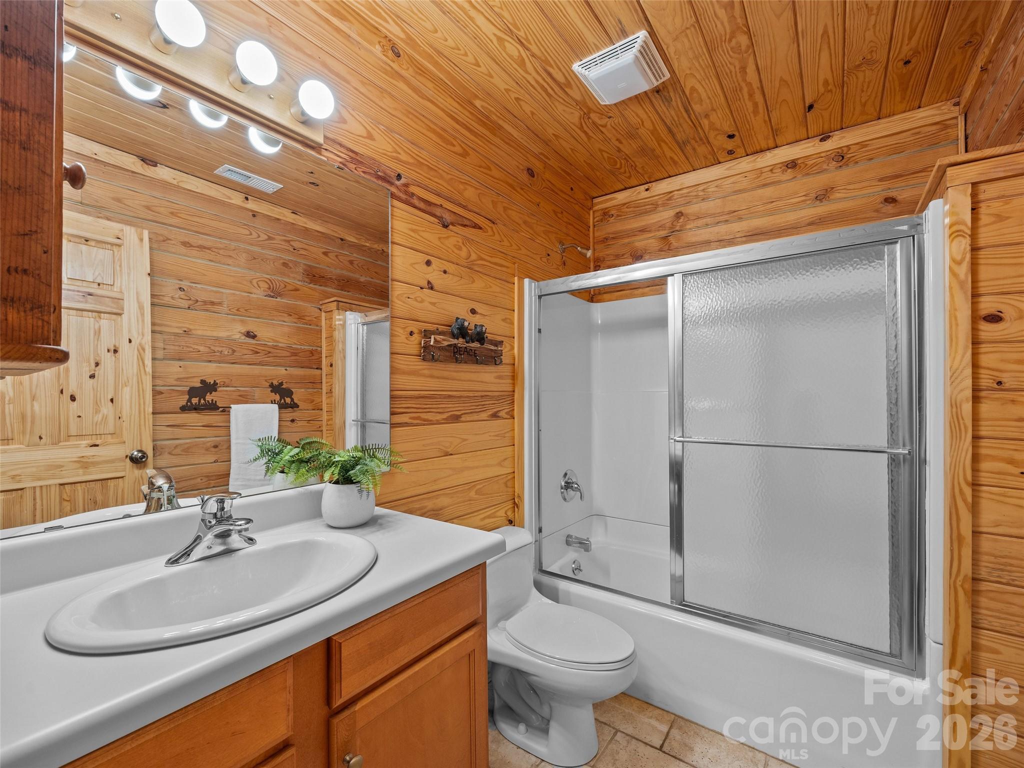 134 McDaniel Court — Lake Lure