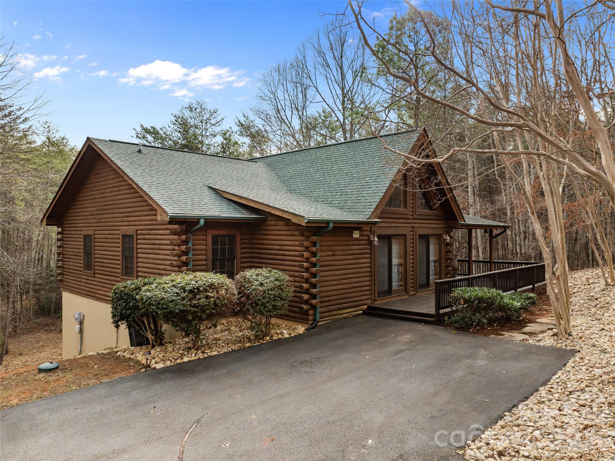 134 McDaniel Court — Lake Lure