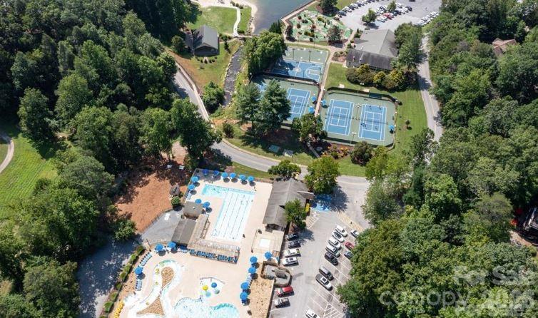 134 McDaniel Court — Lake Lure