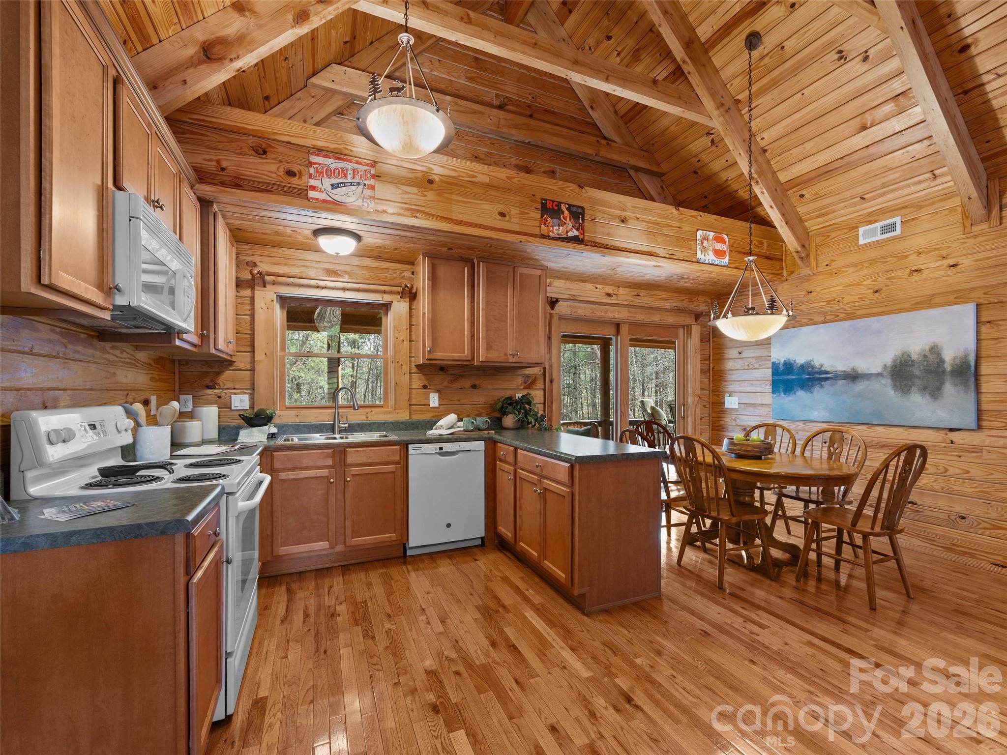 134 McDaniel Court — Lake Lure