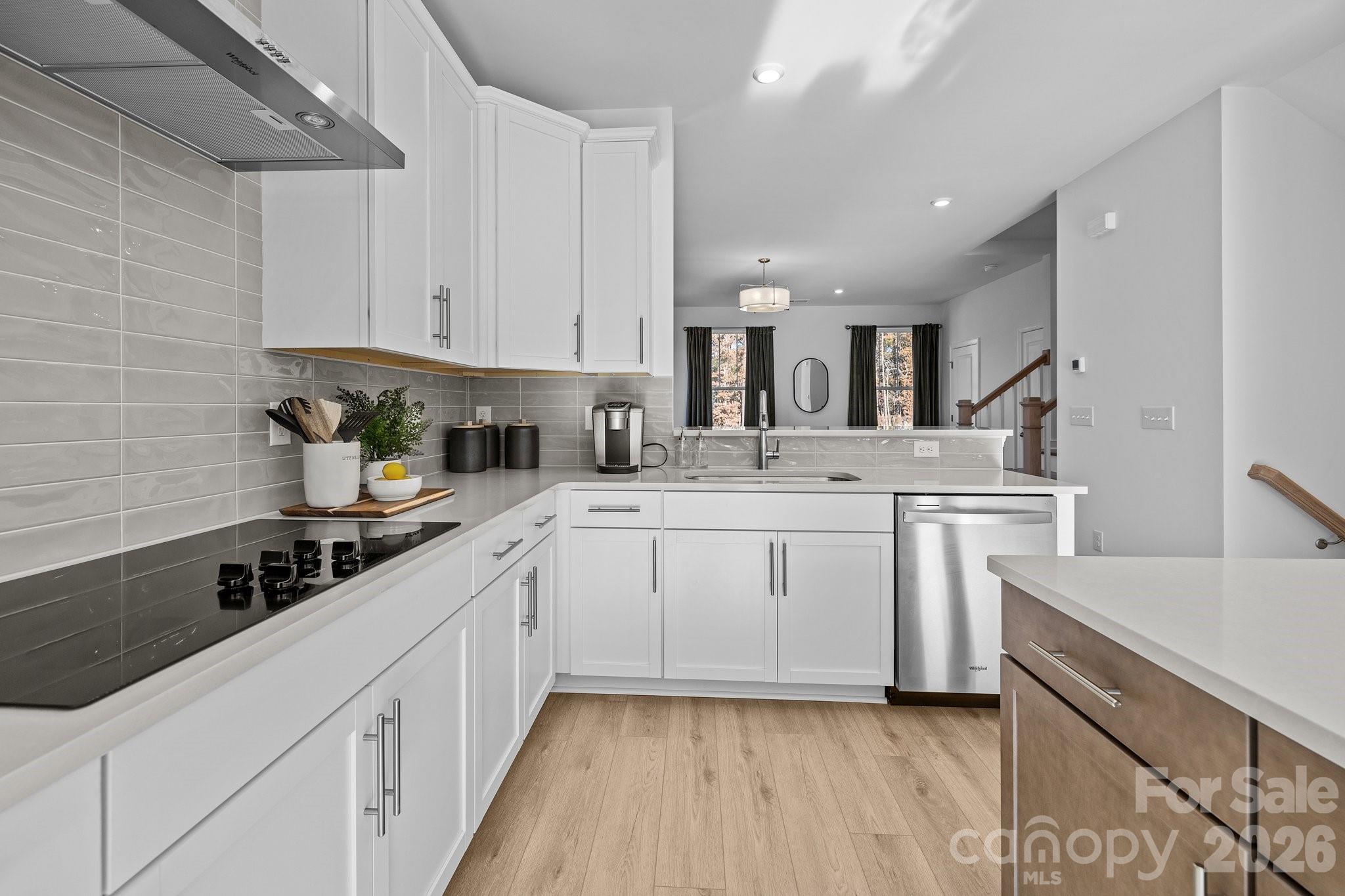 3025 Rozzelles Ferry Road — Charlotte