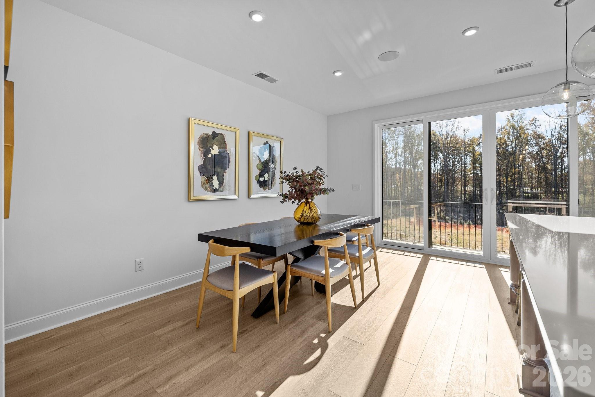3025 Rozzelles Ferry Road — Charlotte