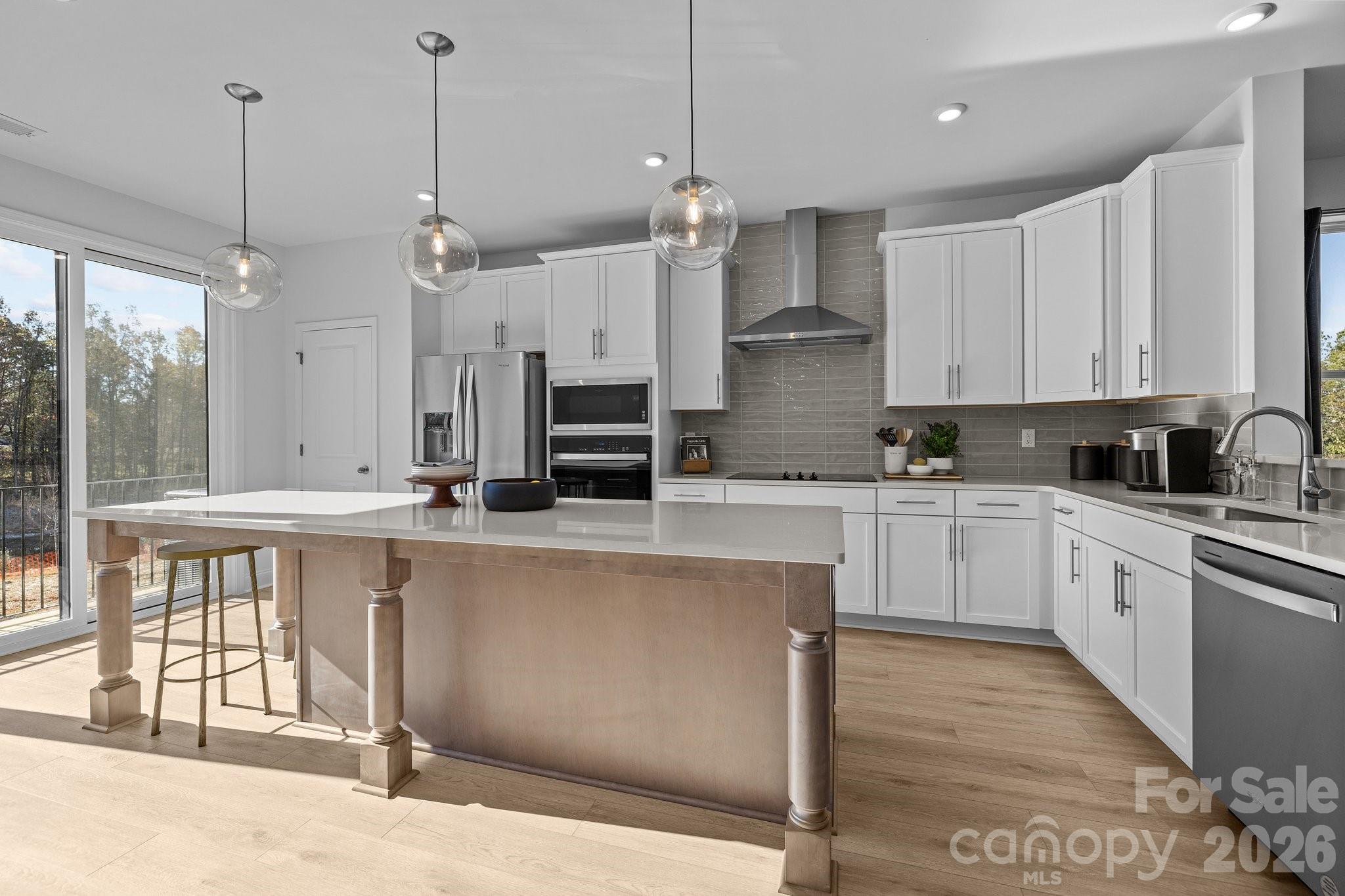3025 Rozzelles Ferry Road — Charlotte