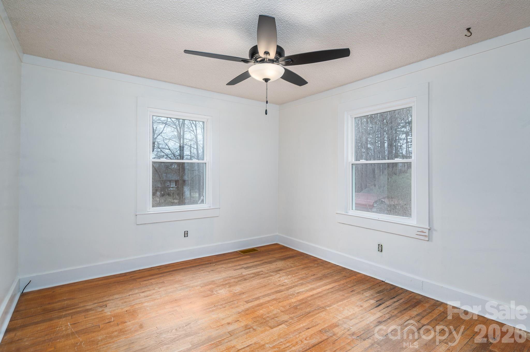 2033 Puetts Chapel Road — Bessemer City