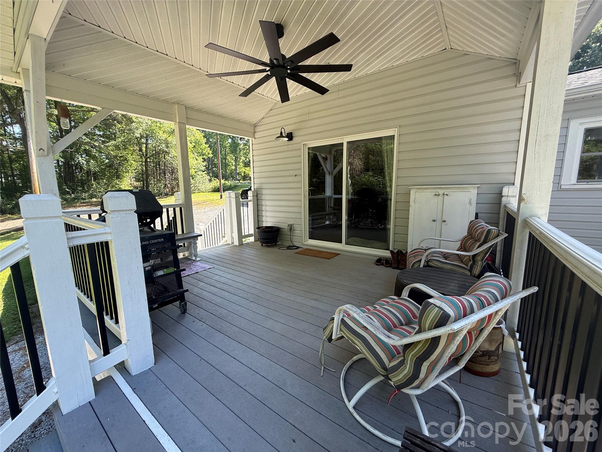 2033 Puetts Chapel Road — Bessemer City