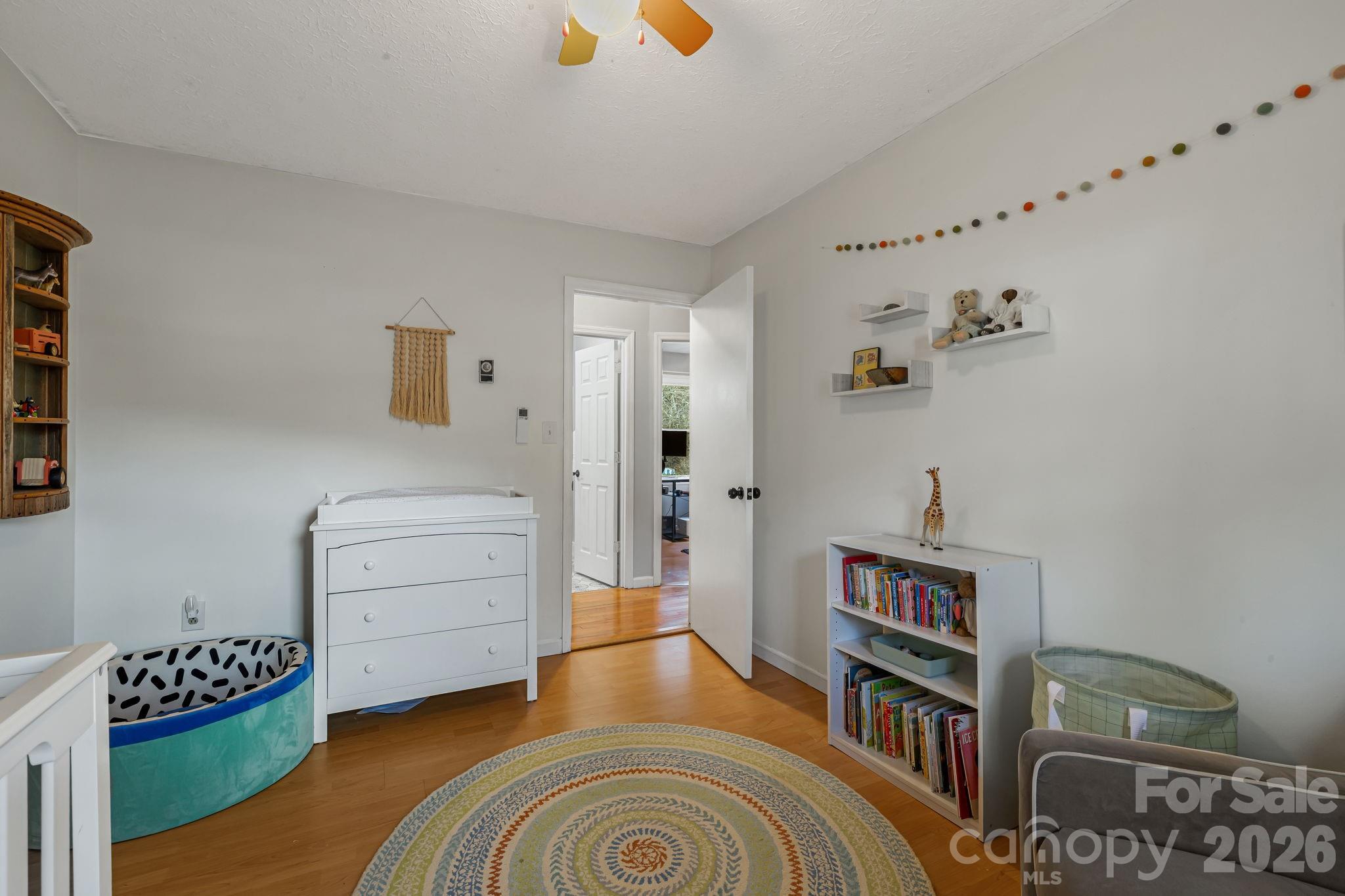 1590 Bruce Road — Mars Hill