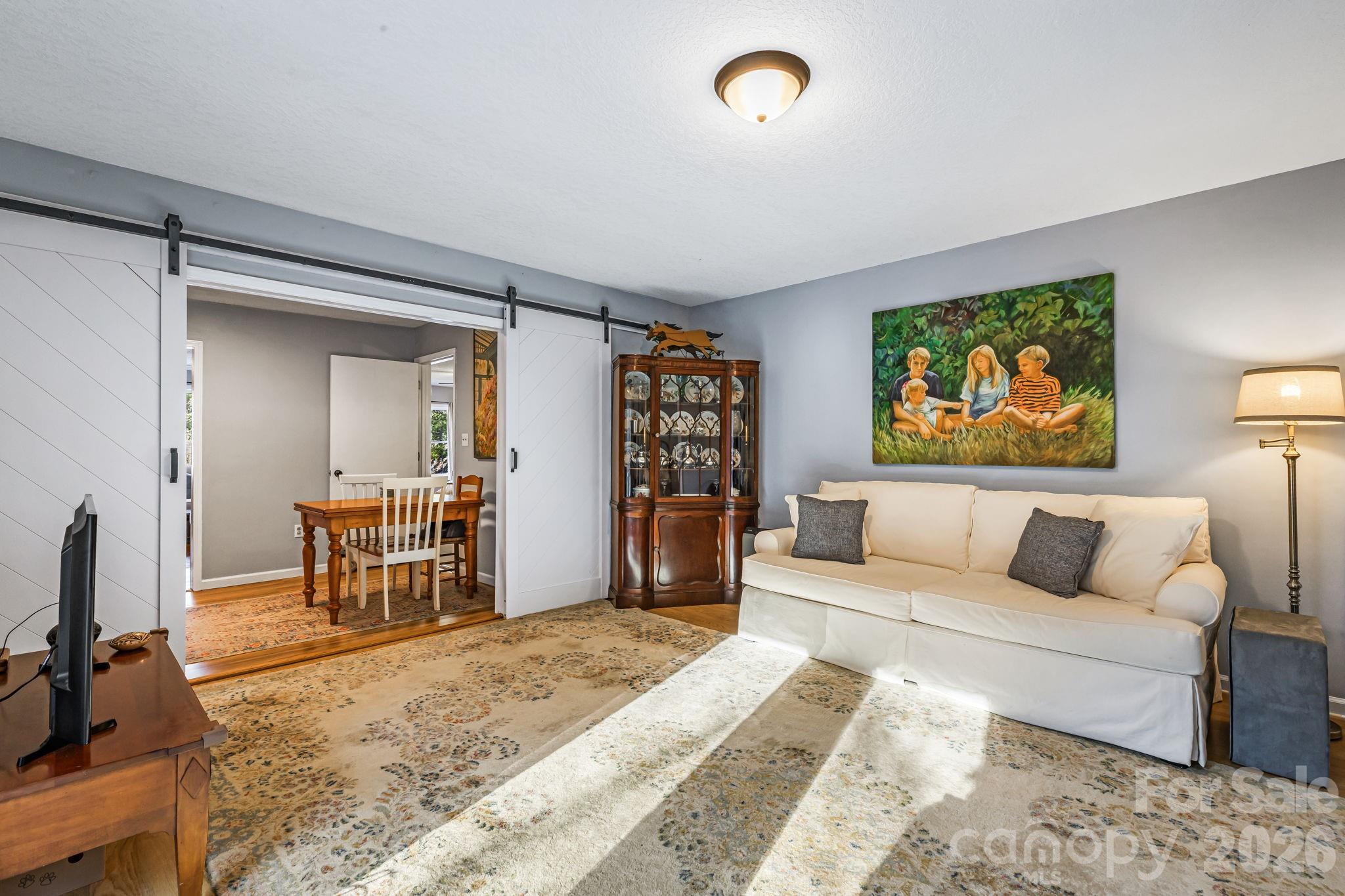1590 Bruce Road — Mars Hill