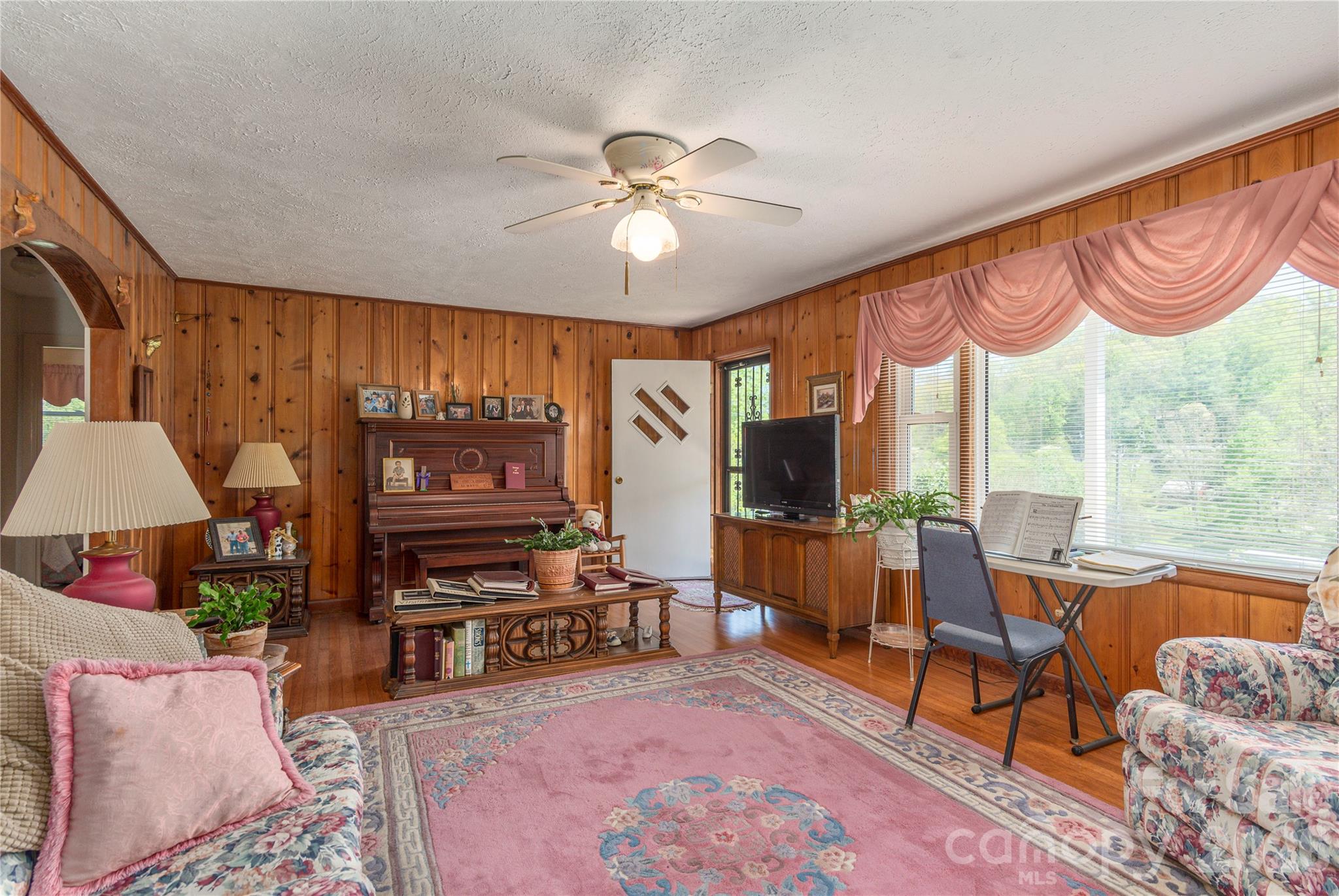 96 Tower Lane — Waynesville