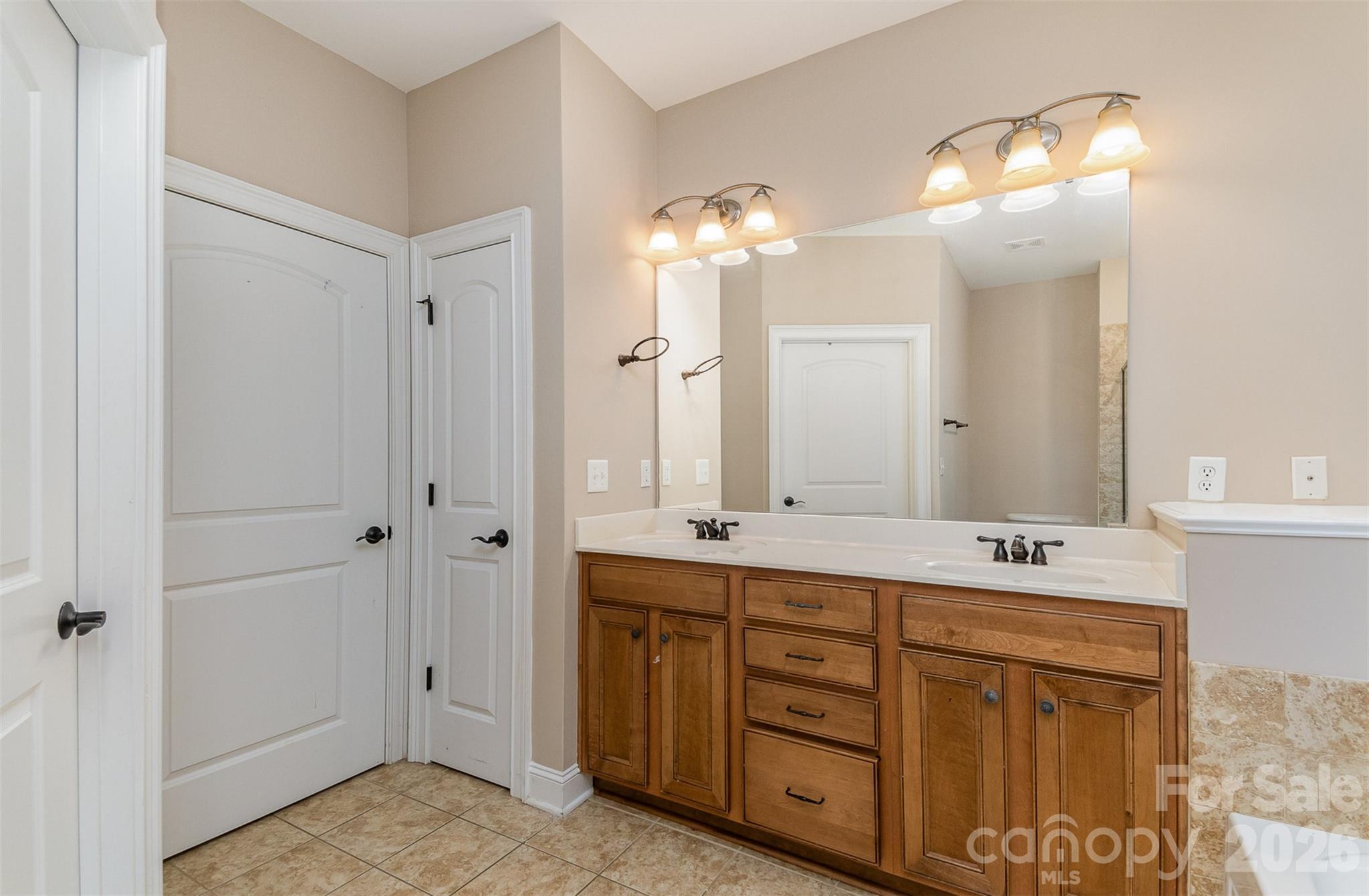 141 Aztec Circle — Mooresville