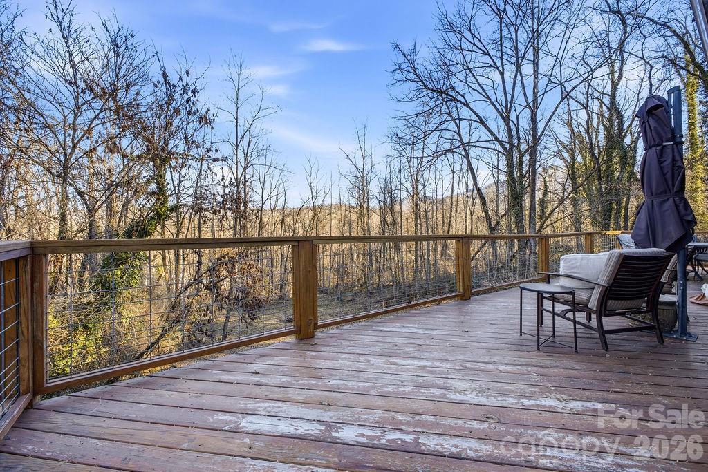 34 Greenbriar Road — Black Mountain