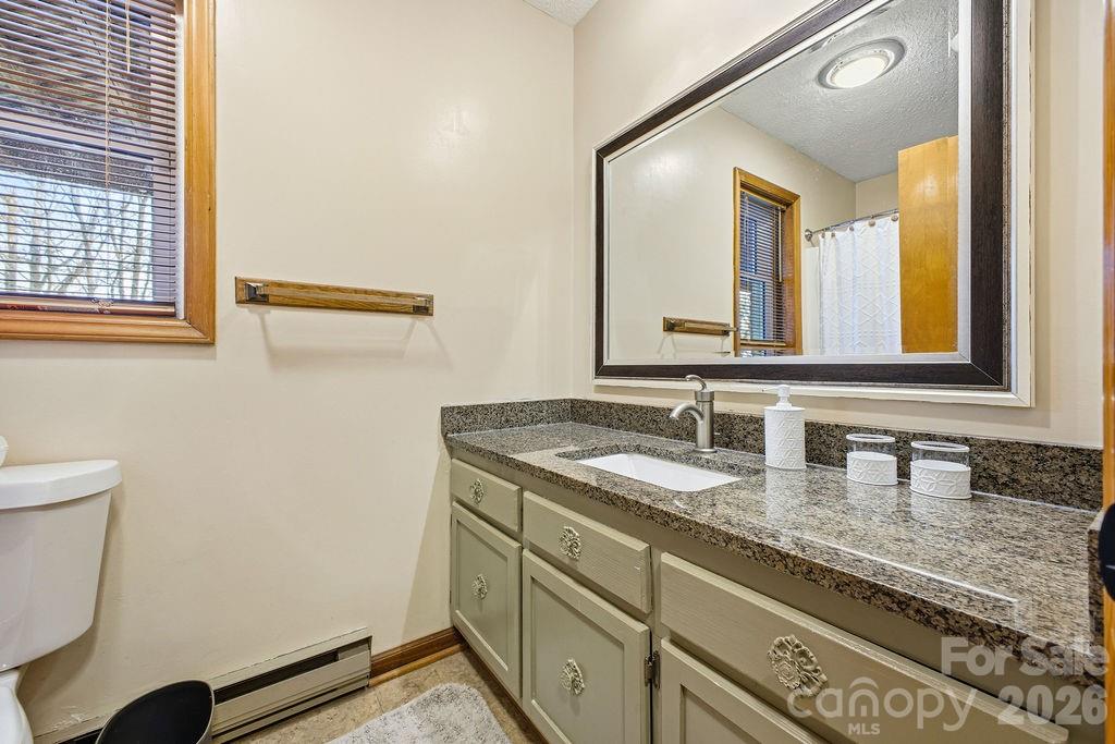 34 Greenbriar Road — Black Mountain