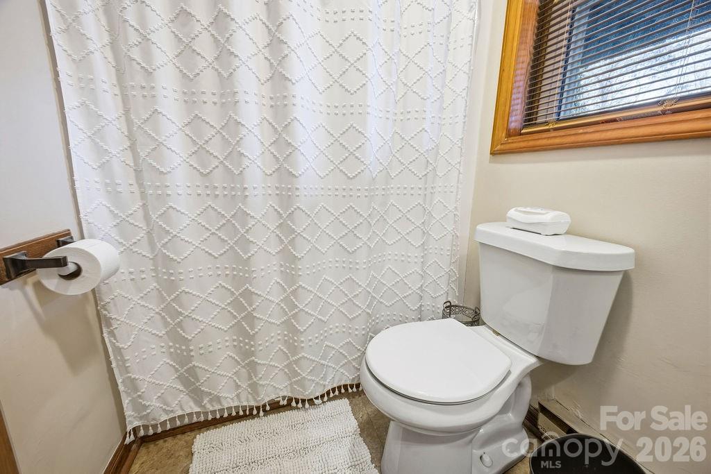34 Greenbriar Road — Black Mountain