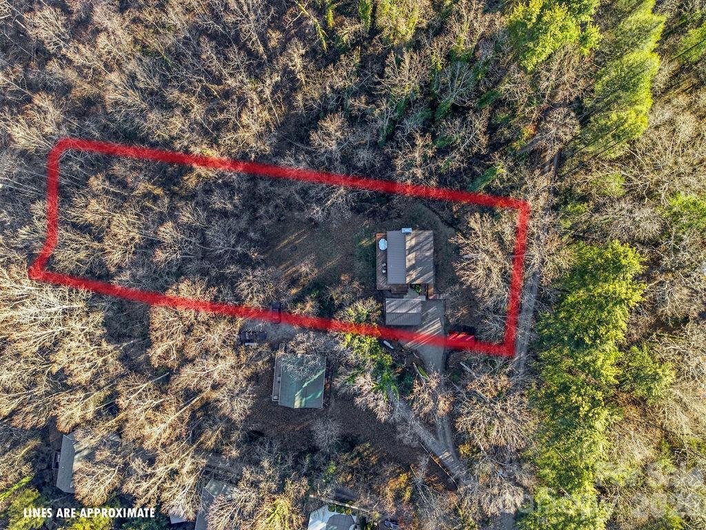 34 Greenbriar Road — Black Mountain