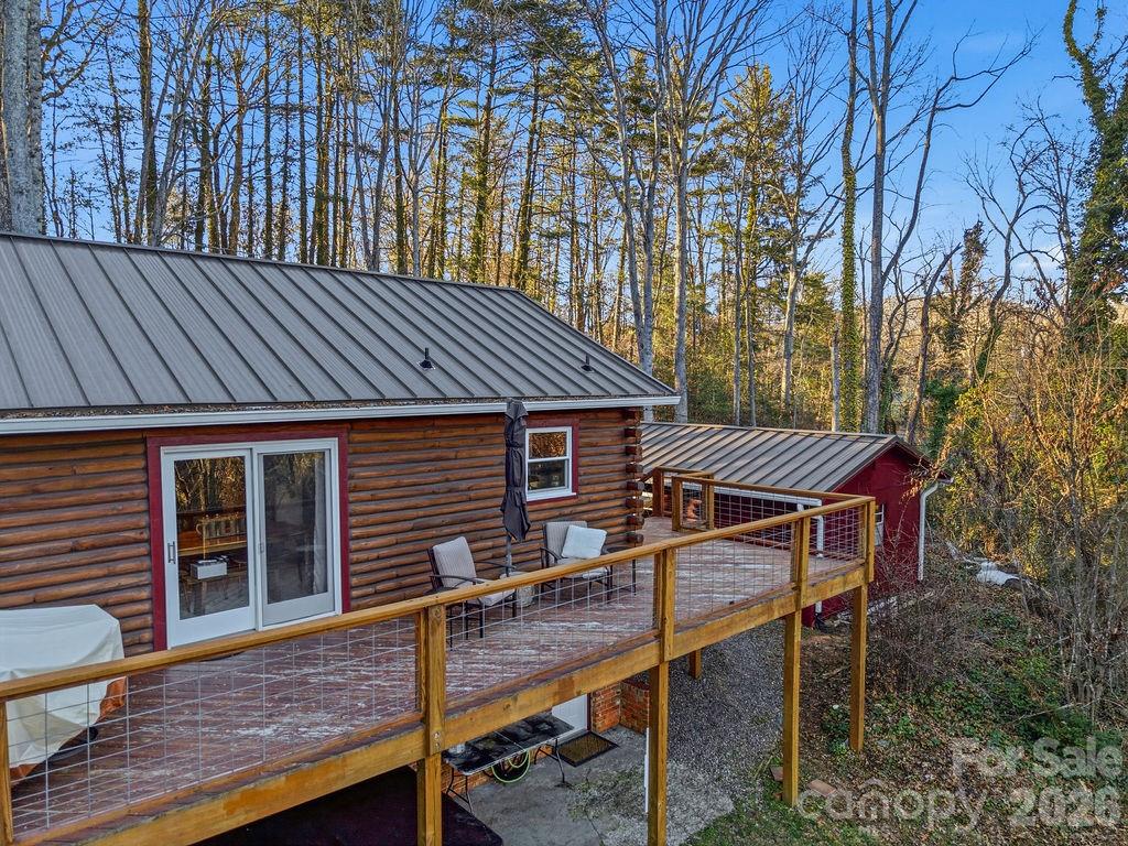 34 Greenbriar Road — Black Mountain
