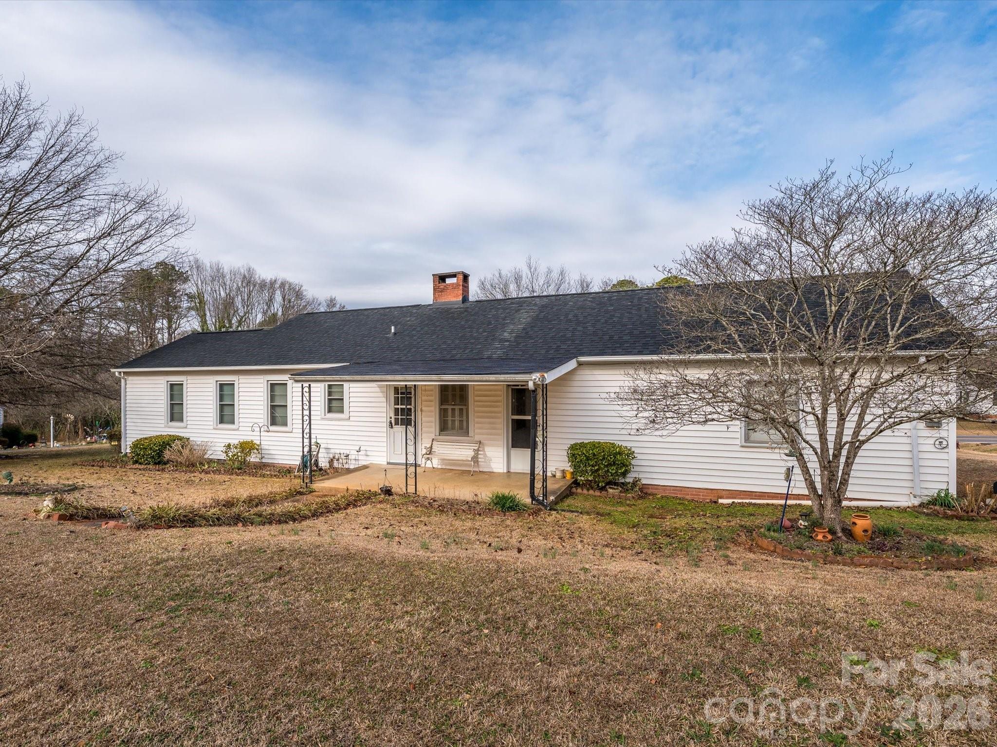 968 Hampton Grace Avenue — Lancaster