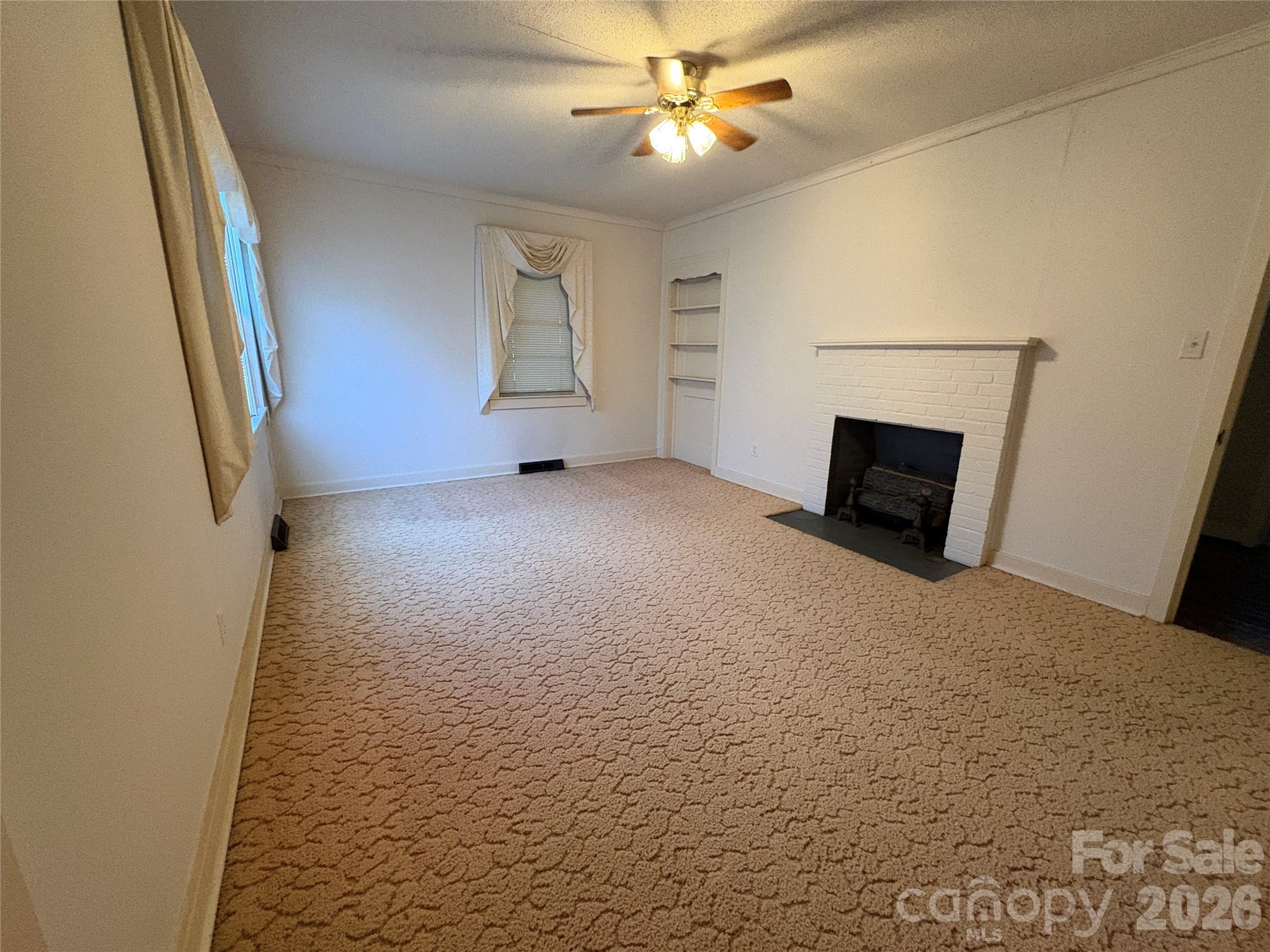 968 Hampton Grace Avenue — Lancaster