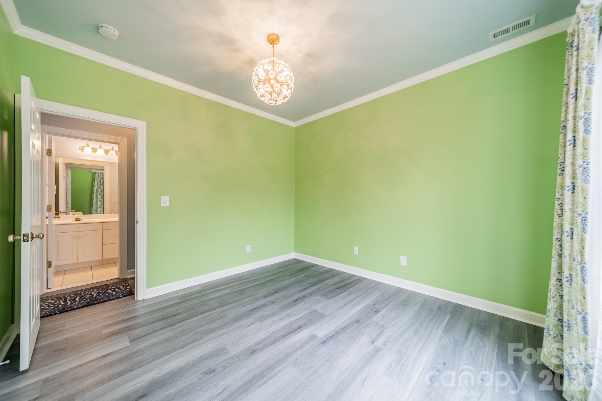 4006 Belle Meade Circle — Belmont