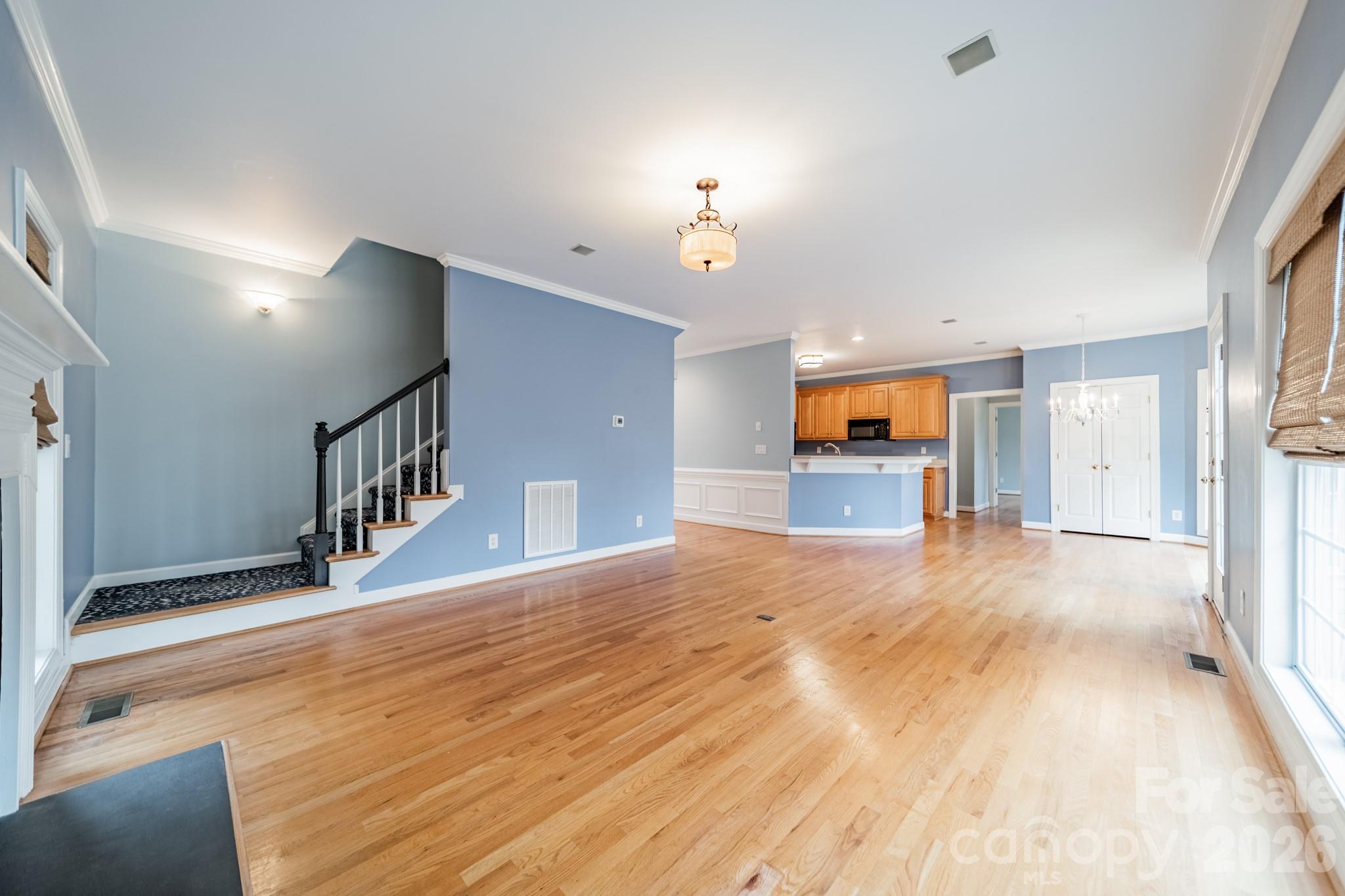 4006 Belle Meade Circle — Belmont