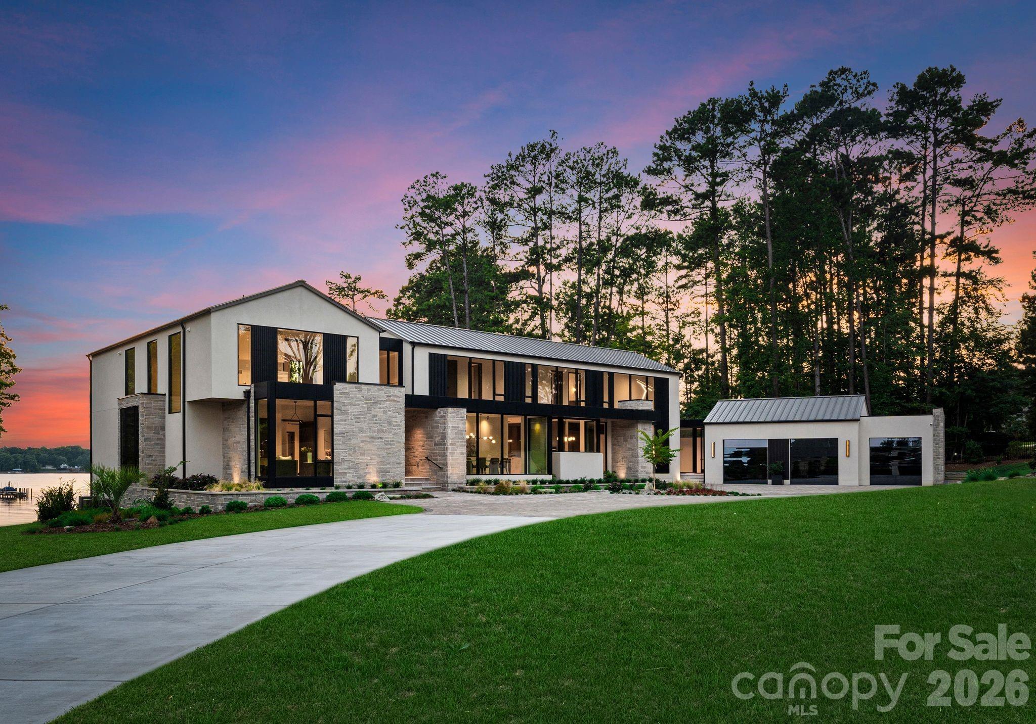 2536 Brawley School Road — Mooresville