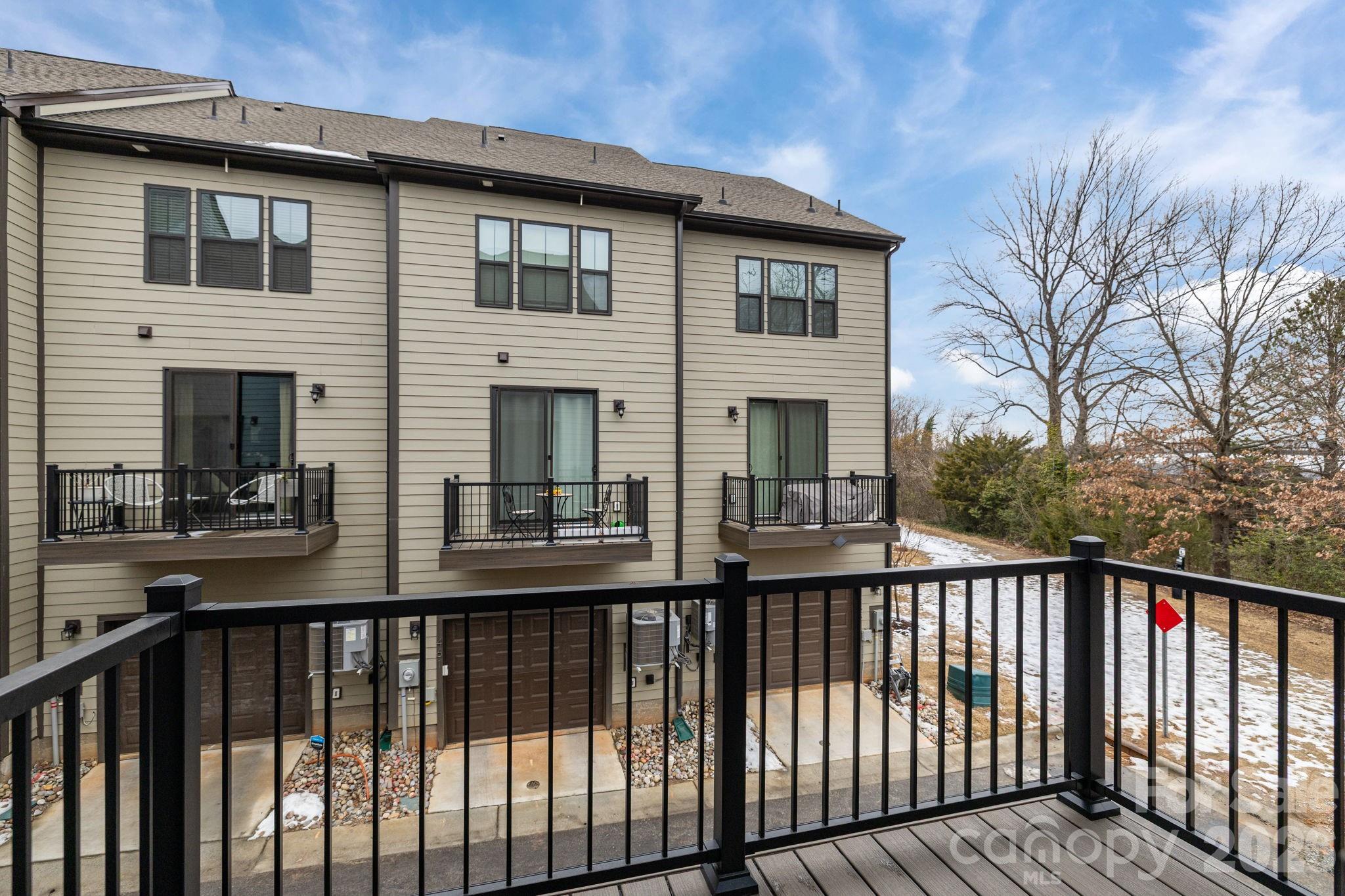 460 Spearfield Lane — Charlotte