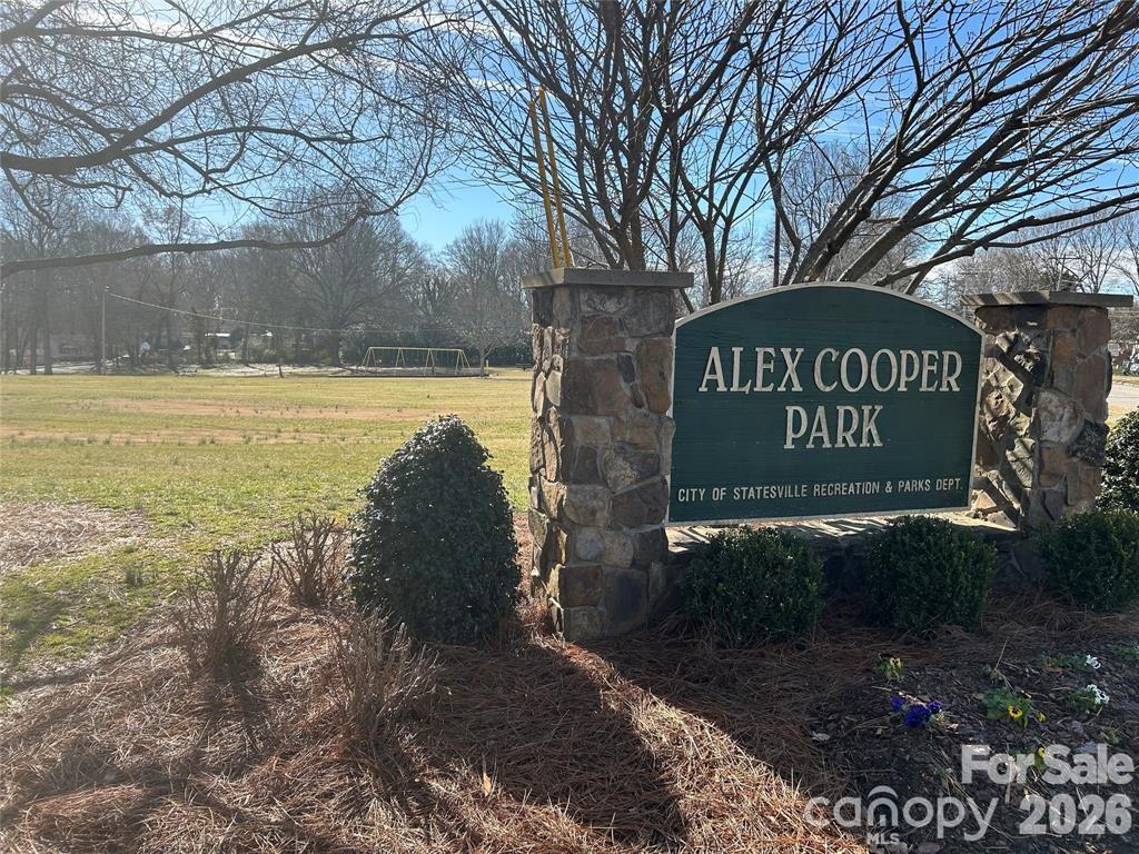 1506 7th Street — Statesville