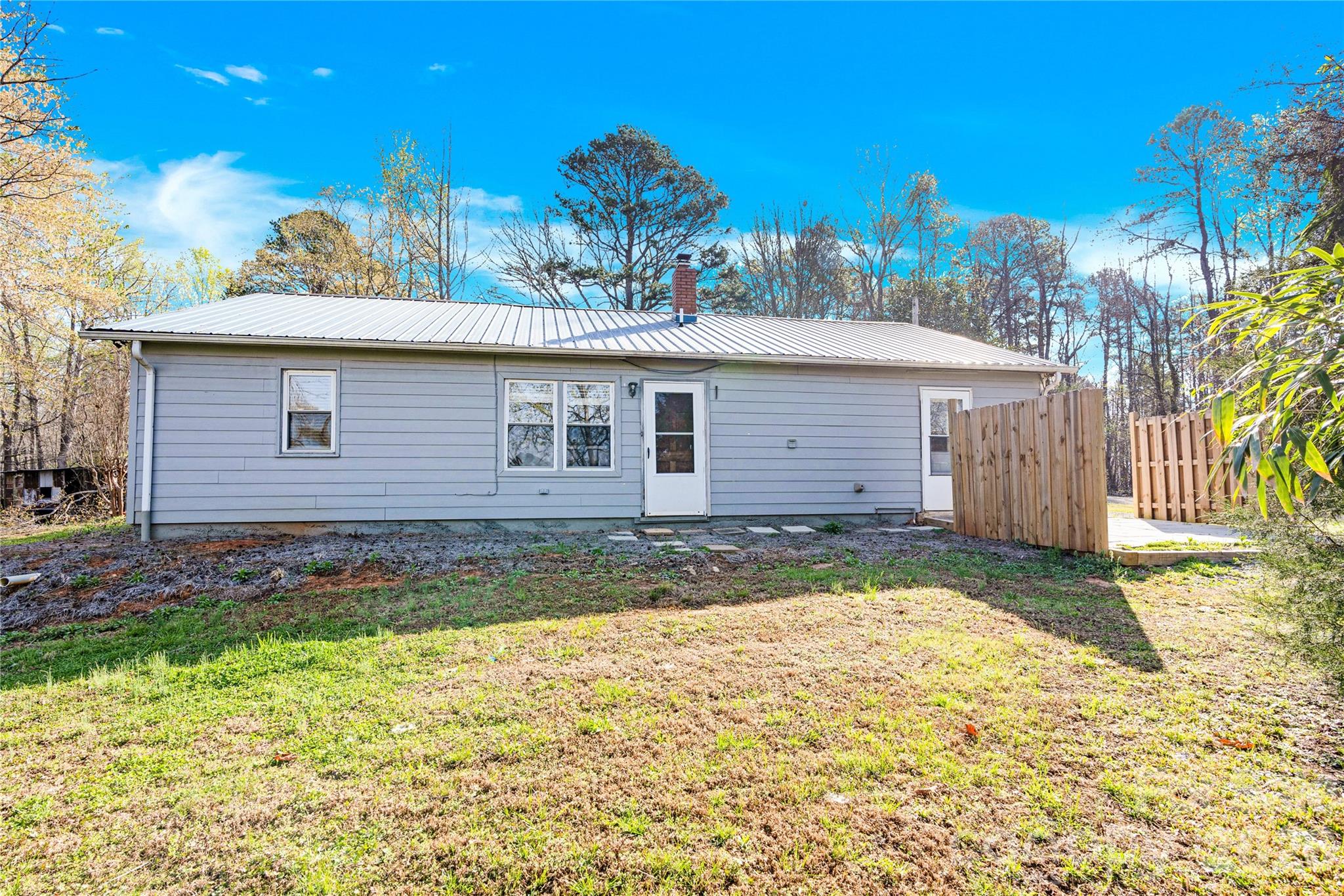 6716 Navajo Trail — Sherrills Ford