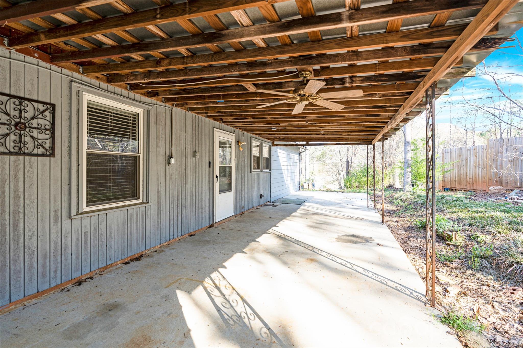 6716 Navajo Trail — Sherrills Ford