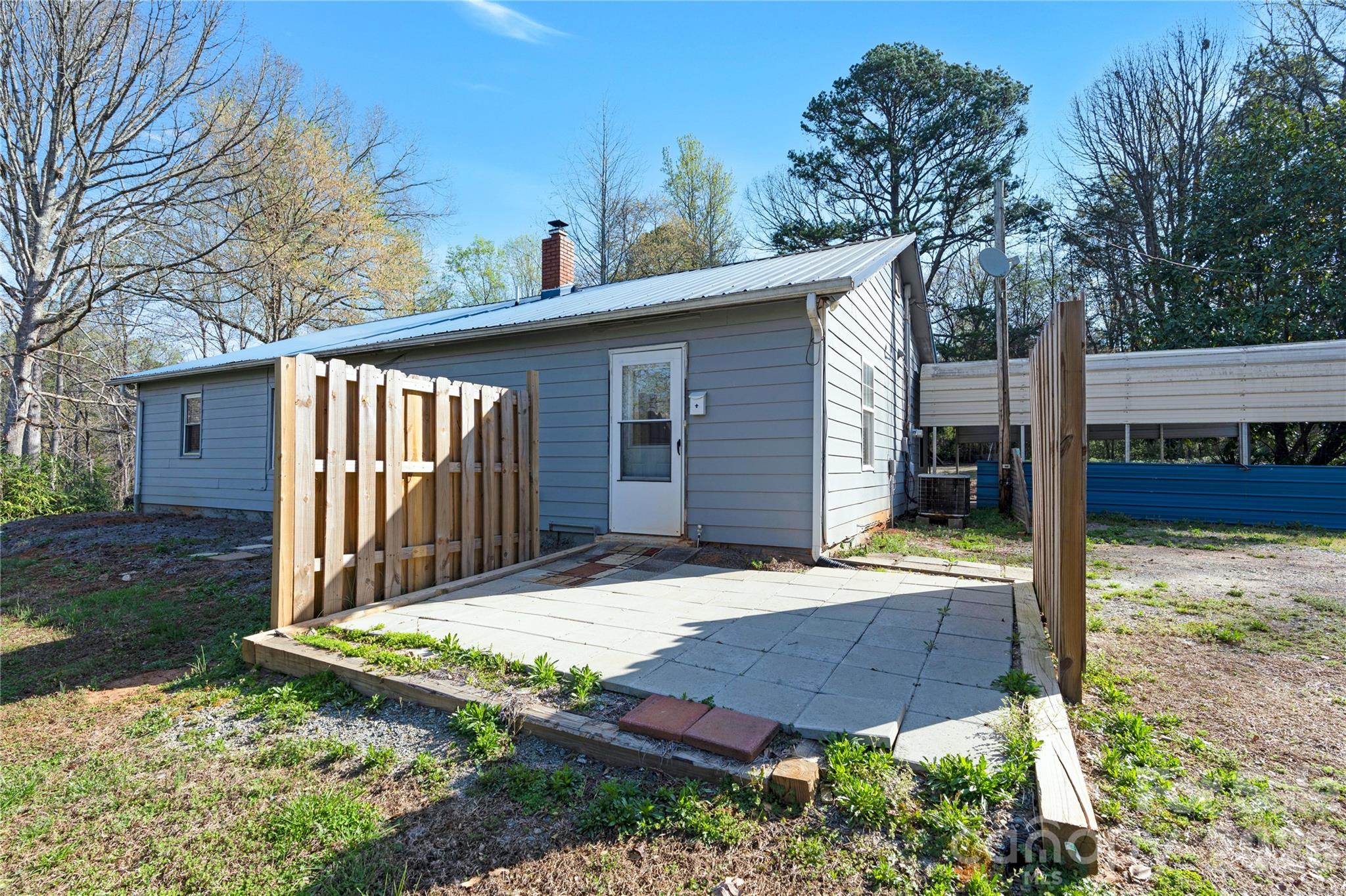 6716 Navajo Trail — Sherrills Ford