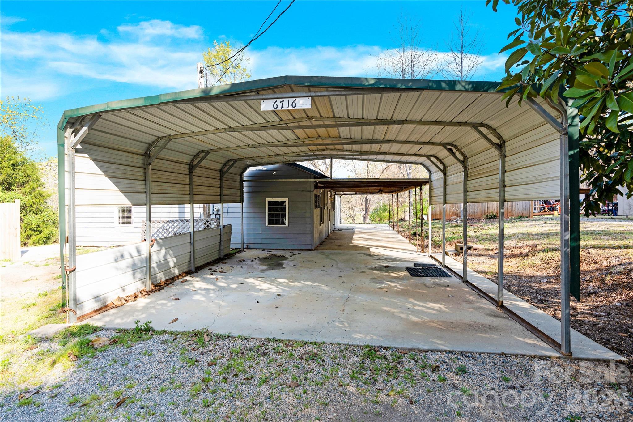 6716 Navajo Trail — Sherrills Ford