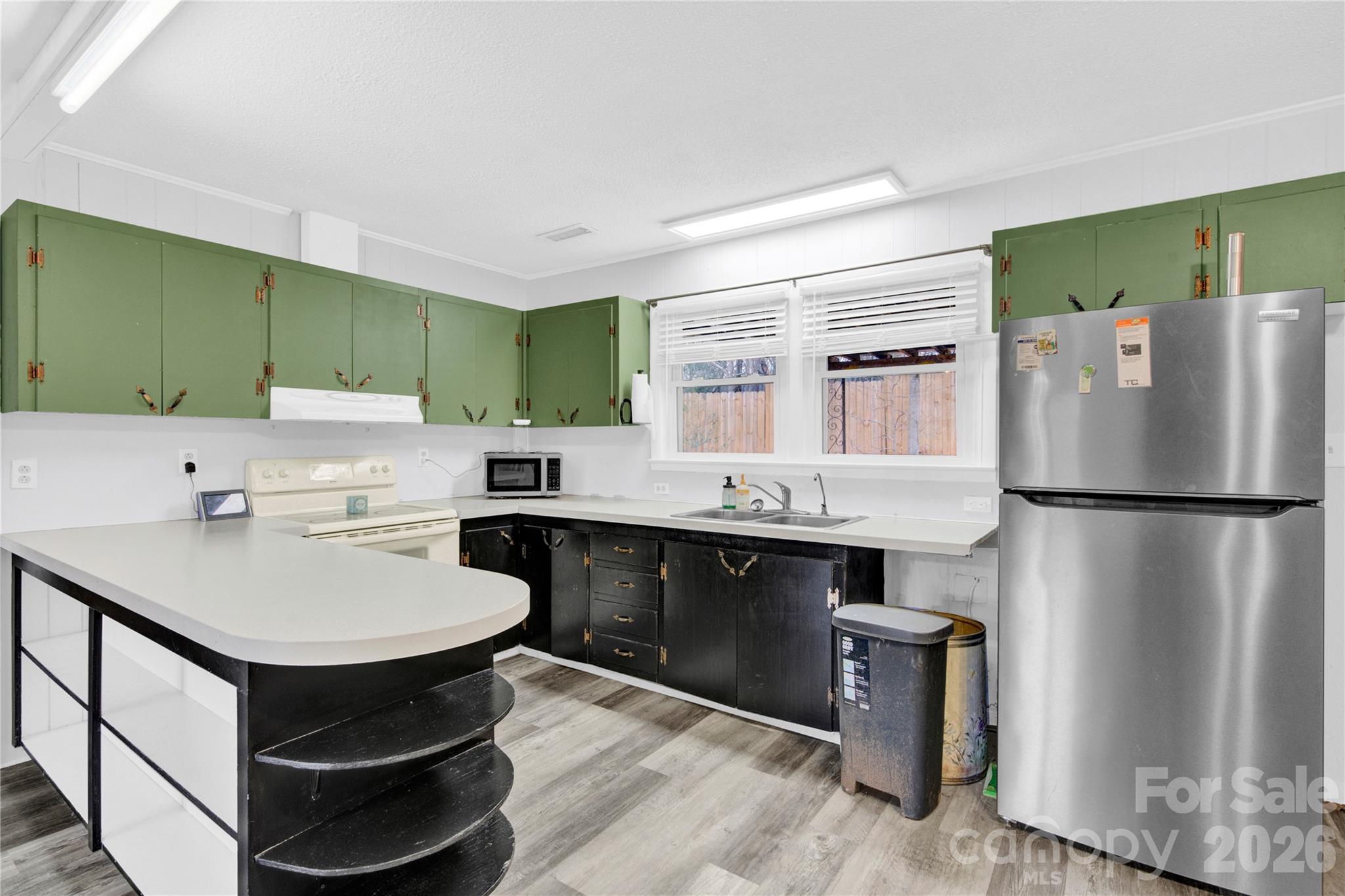 6716 Navajo Trail — Sherrills Ford