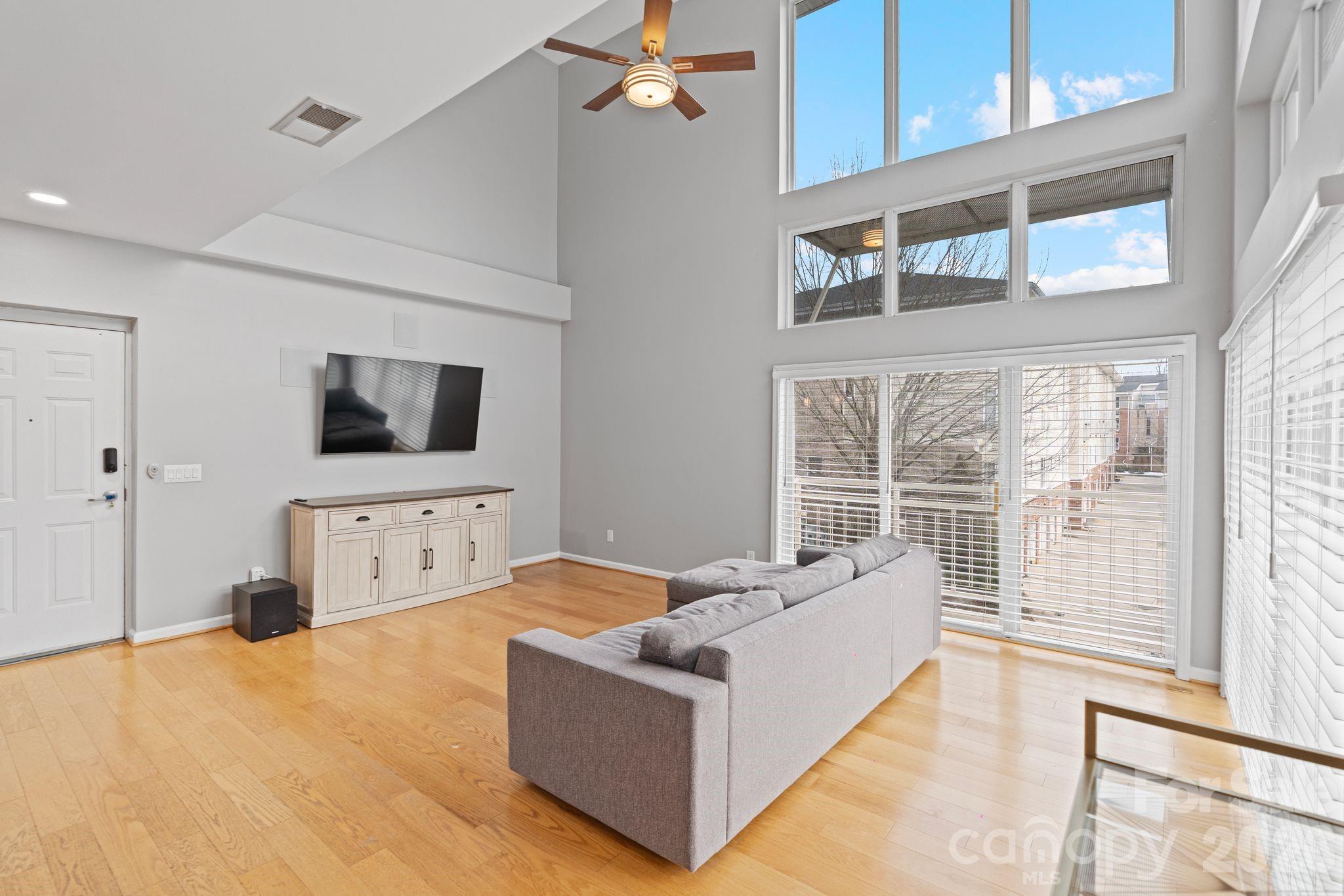 3623 Warp Street — Charlotte