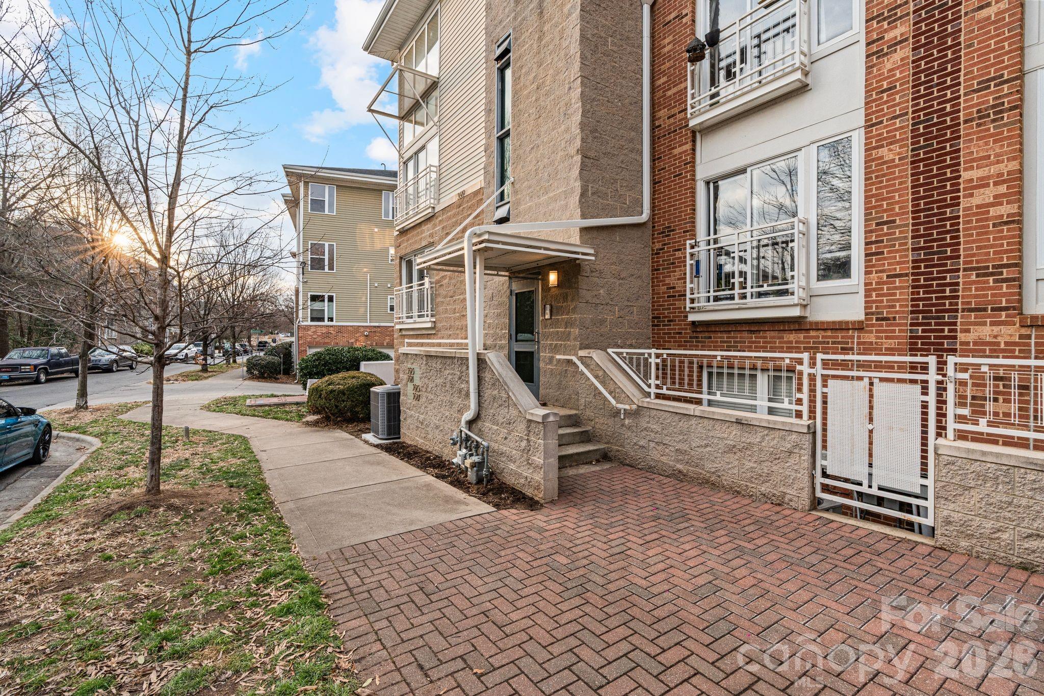 3623 Warp Street — Charlotte
