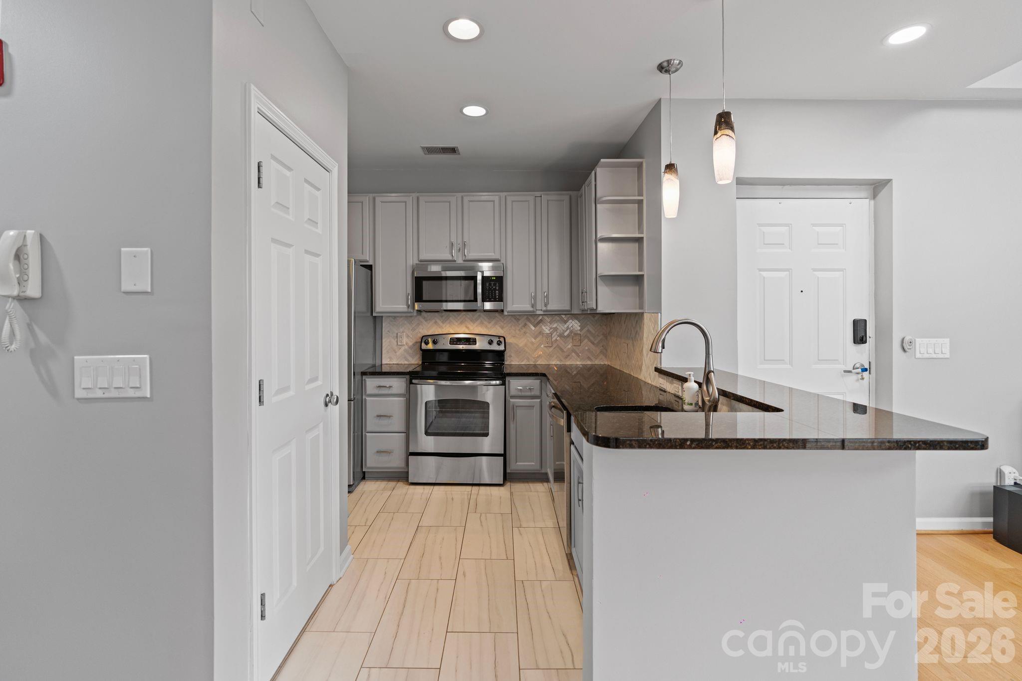 3623 Warp Street — Charlotte