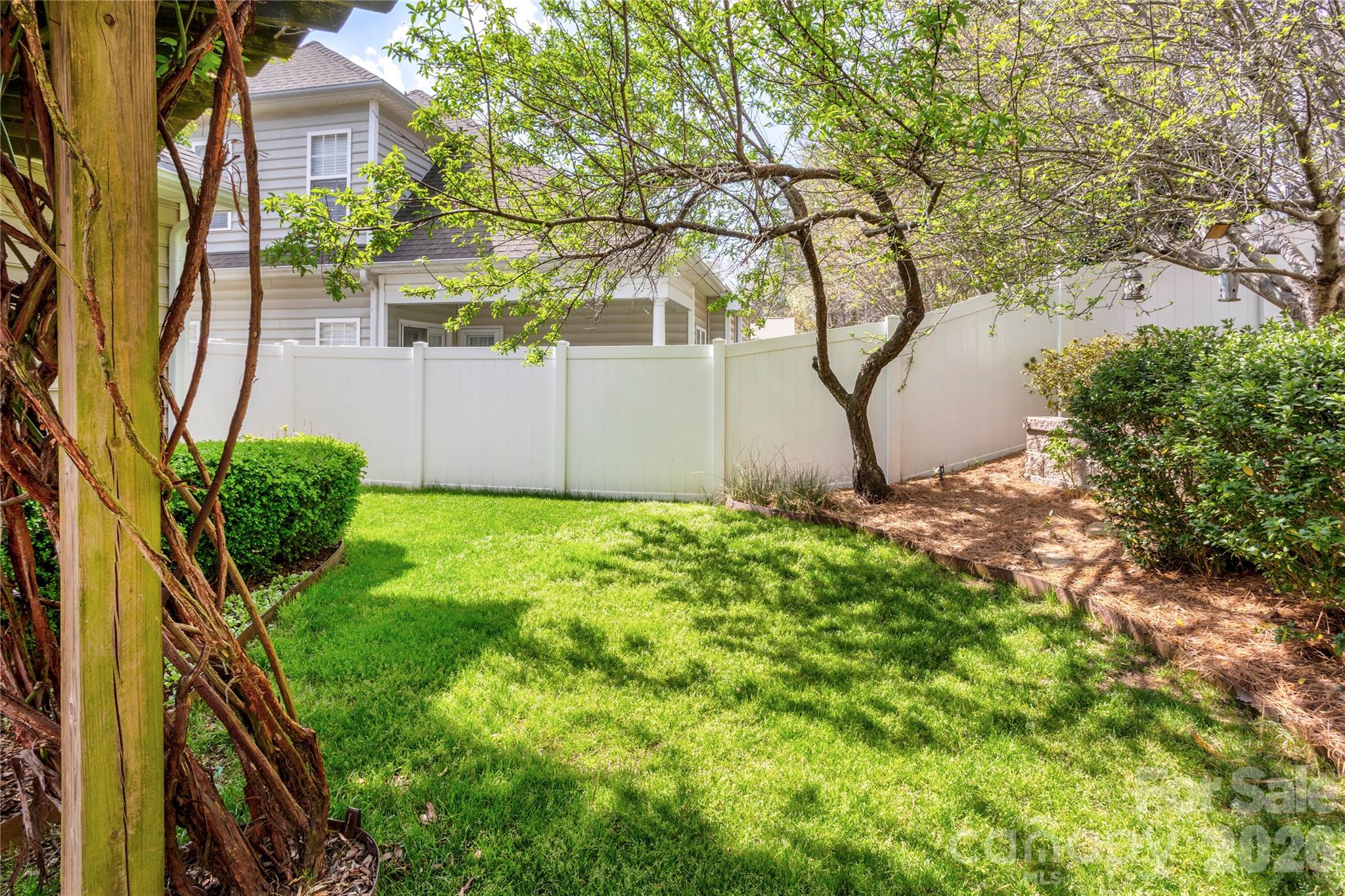 2663 Danbury Circle NW — Concord