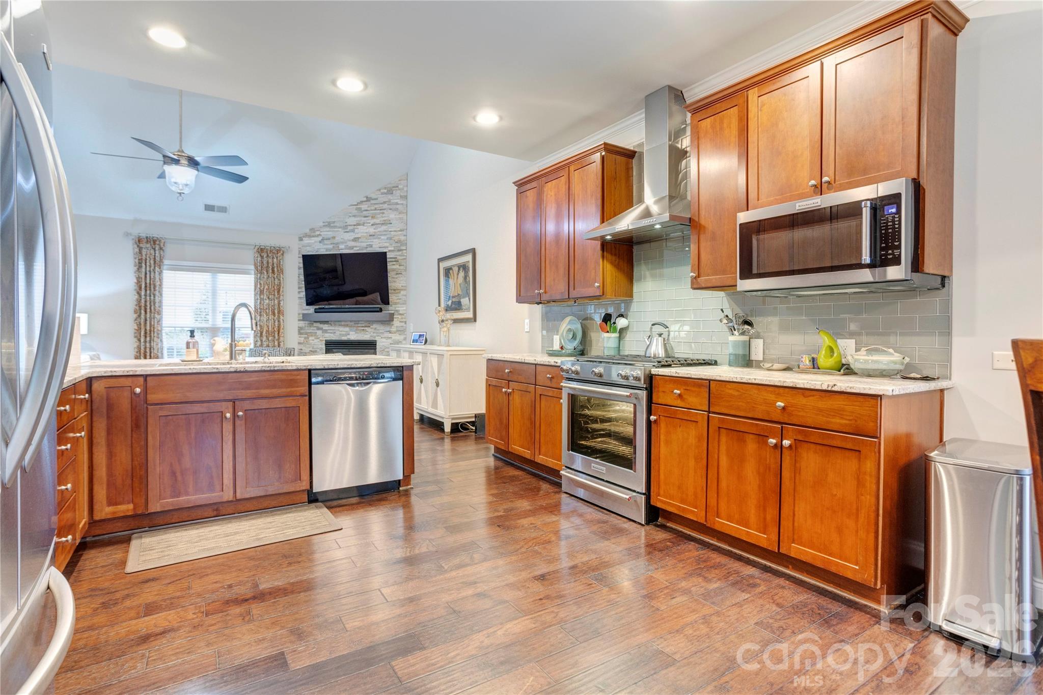 2663 Danbury Circle NW — Concord