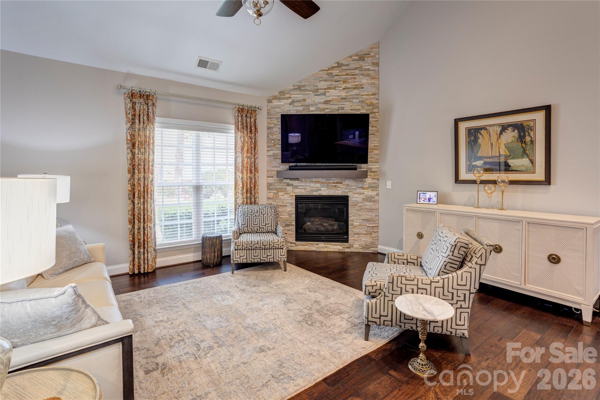 2663 Danbury Circle NW — Concord